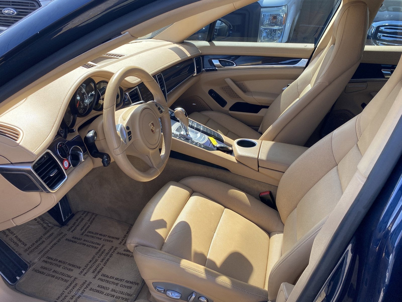 2014 Porsche Panamera 4