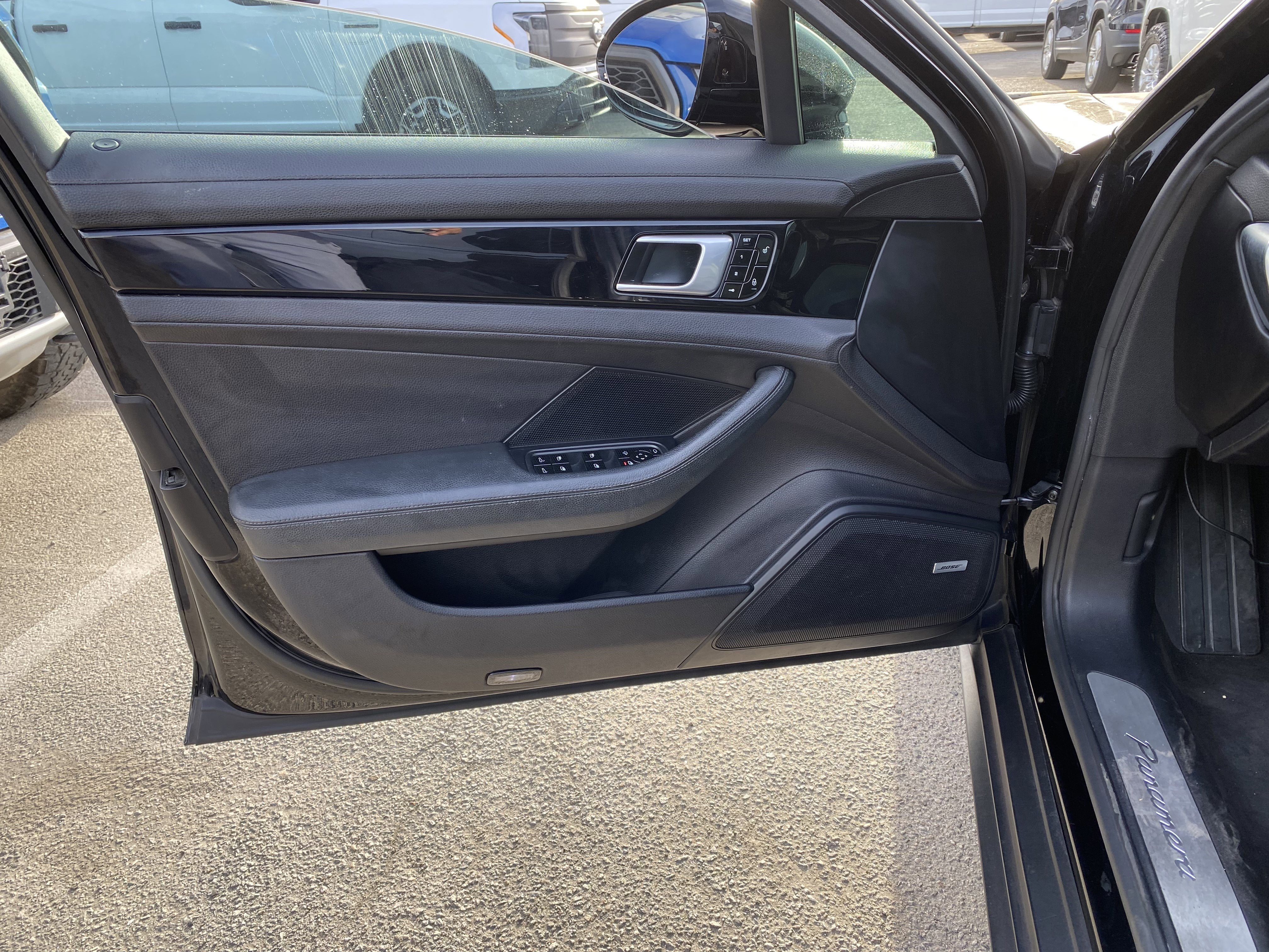 2018 Porsche Panamera 4