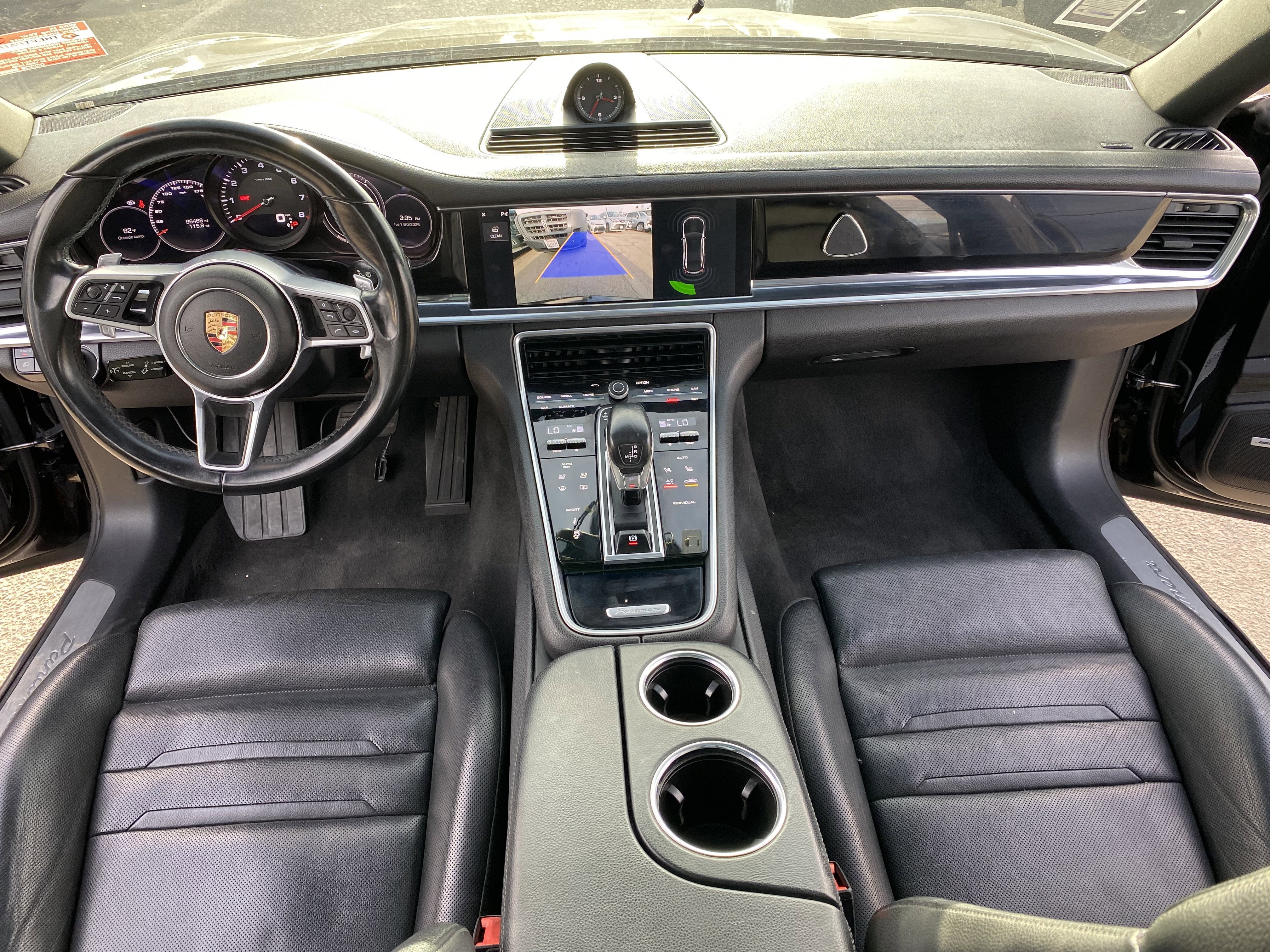 2018 Porsche Panamera 4