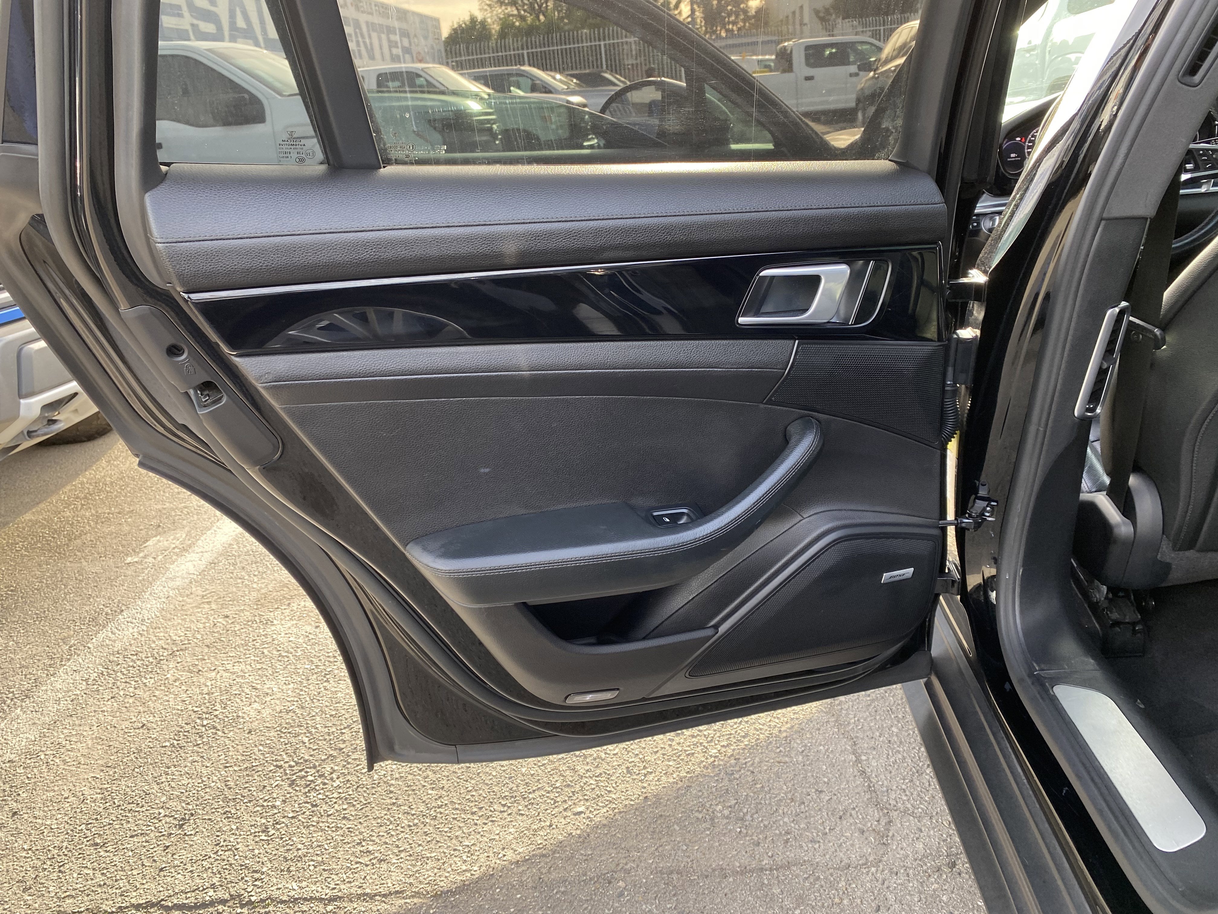 2018 Porsche Panamera 4