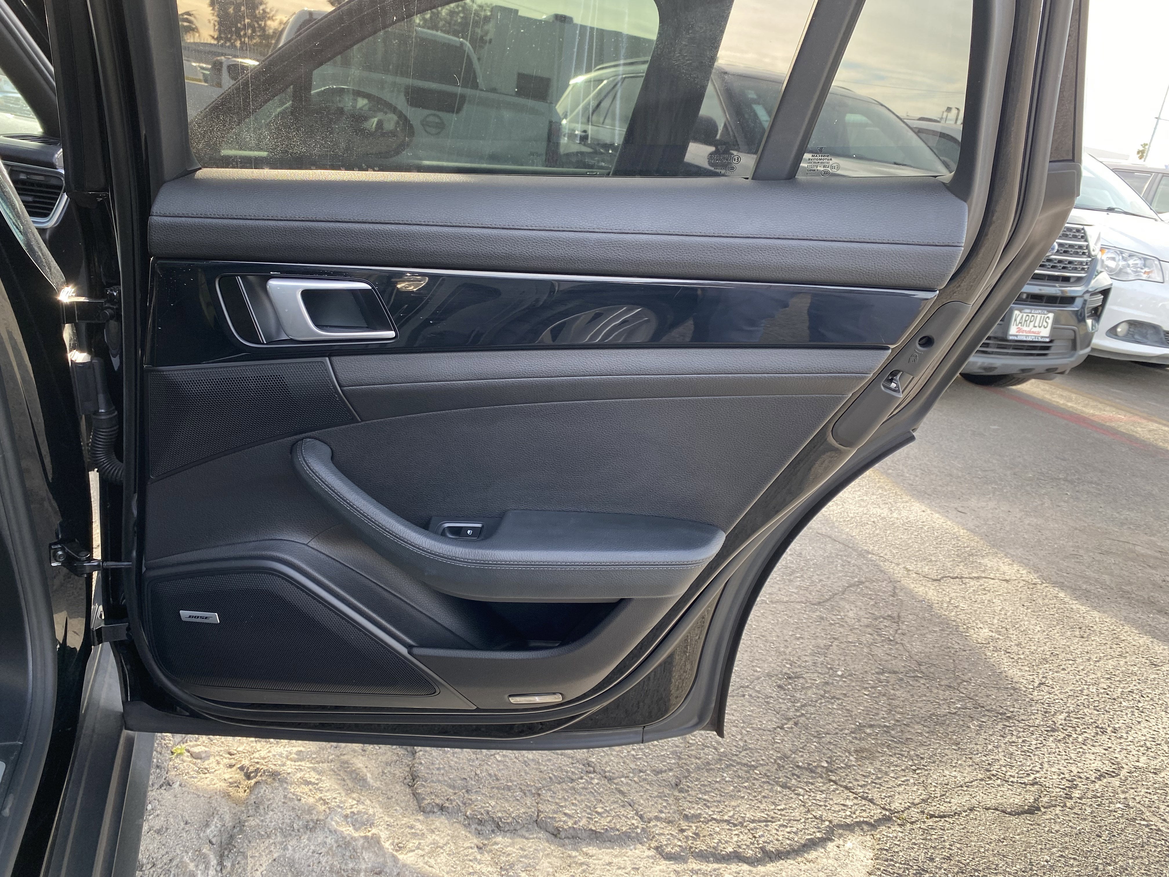 2018 Porsche Panamera 4