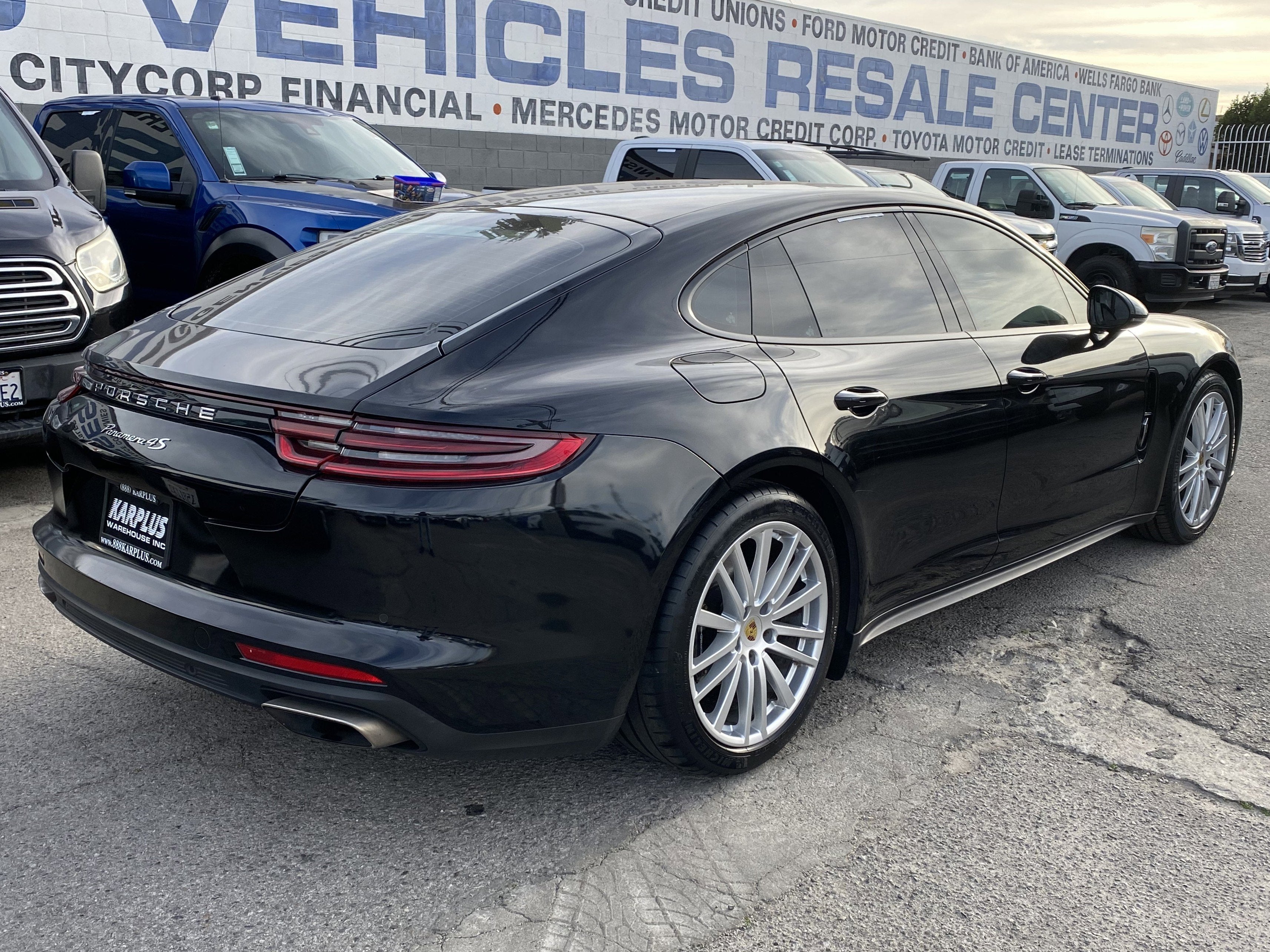 2018 Porsche Panamera 4