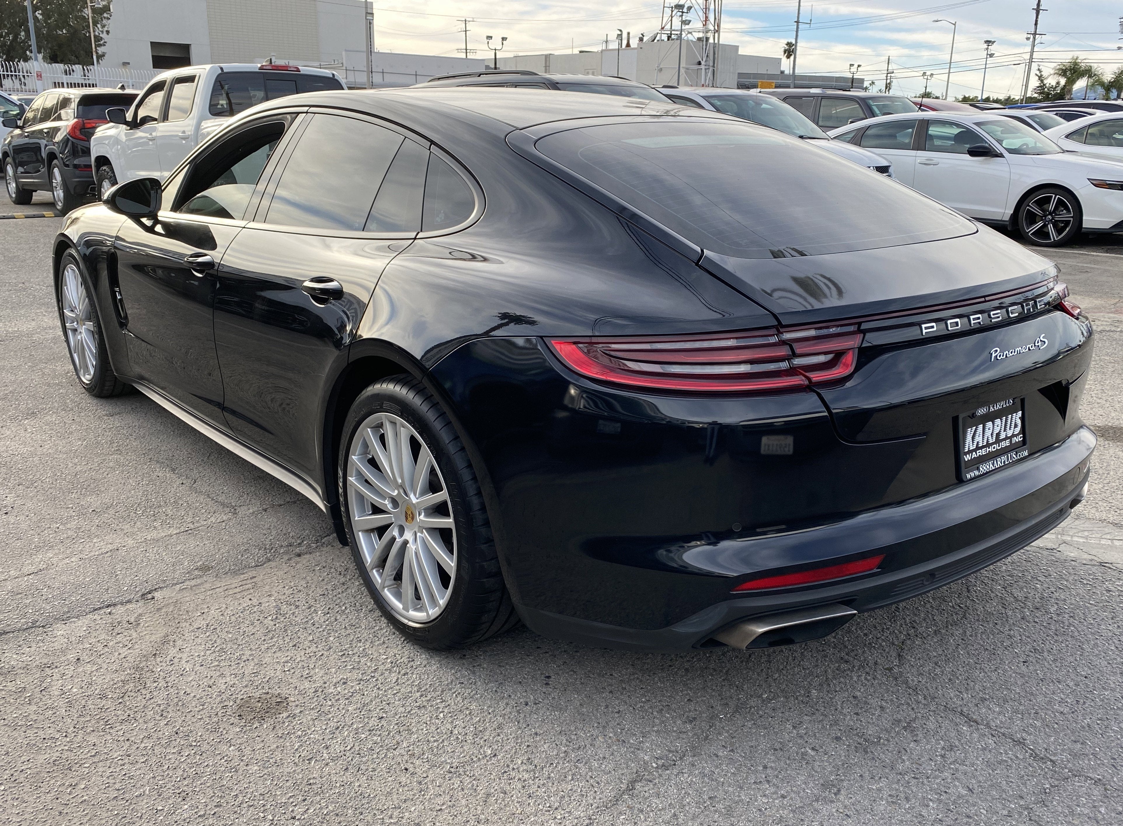 2018 Porsche Panamera 4