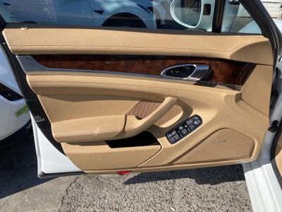2014 Porsche Panamera Base