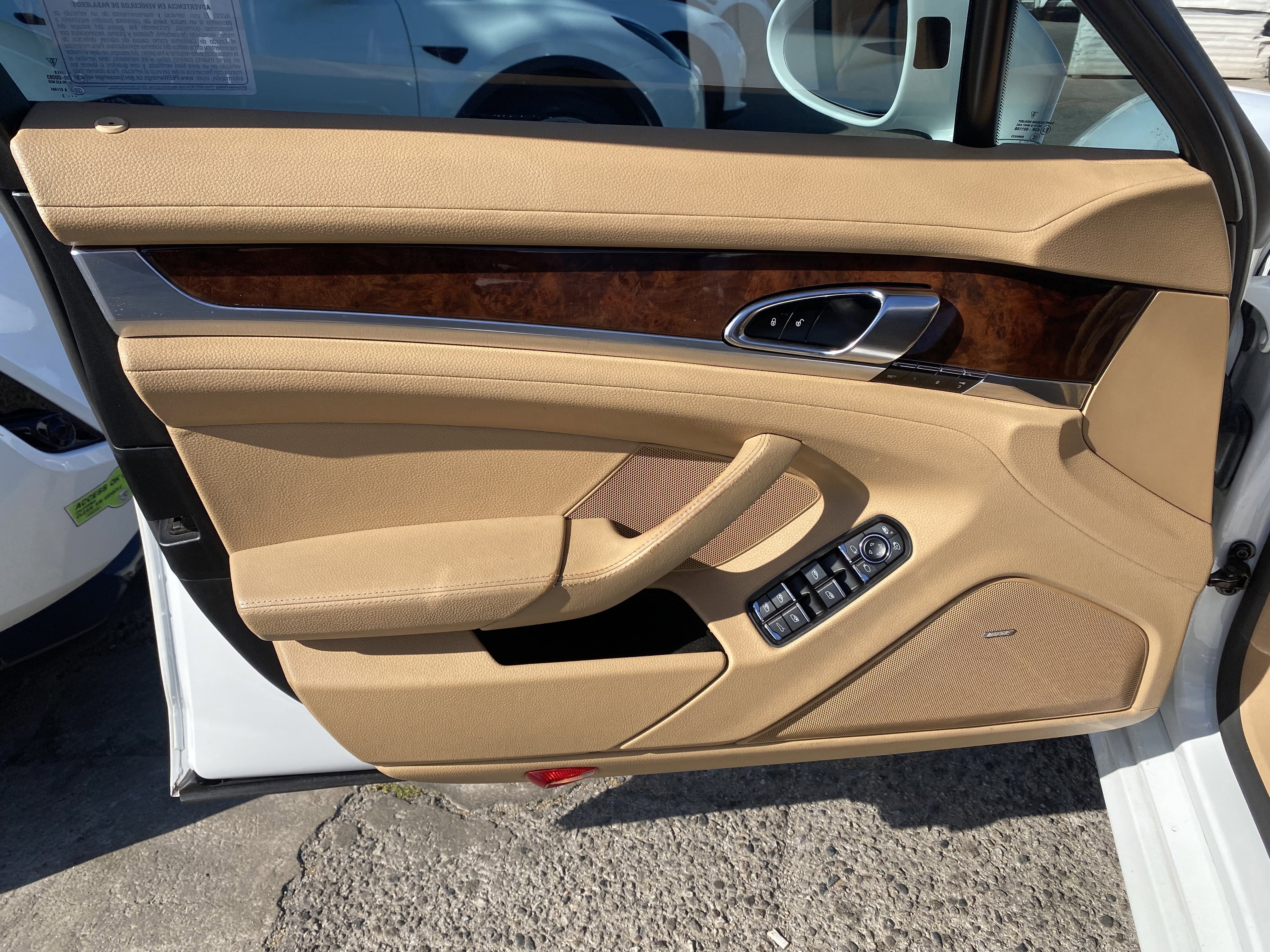 2014 Porsche Panamera Base