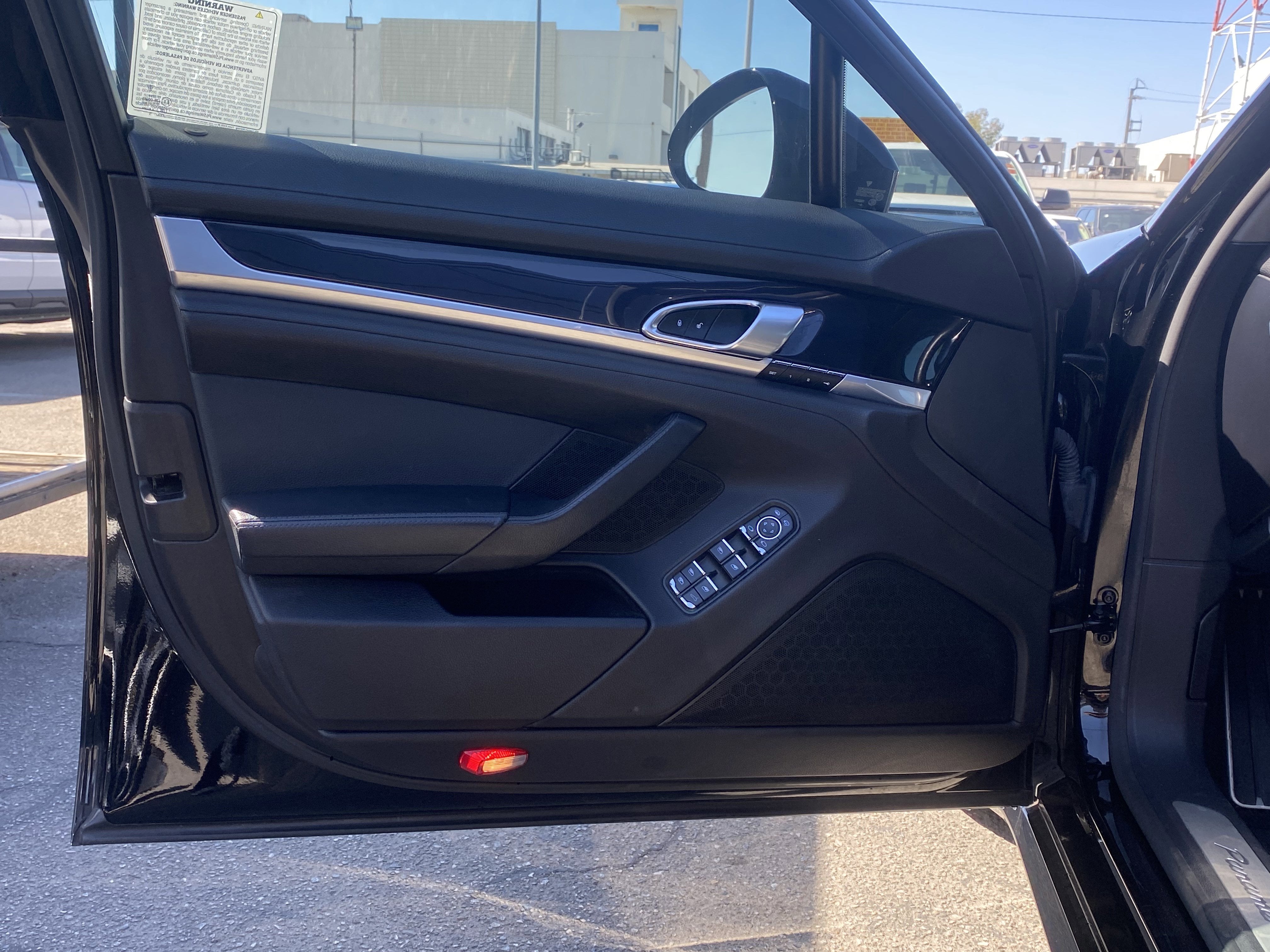 2016 Porsche Panamera Base