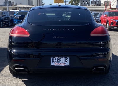 2016 Porsche Panamera Base
