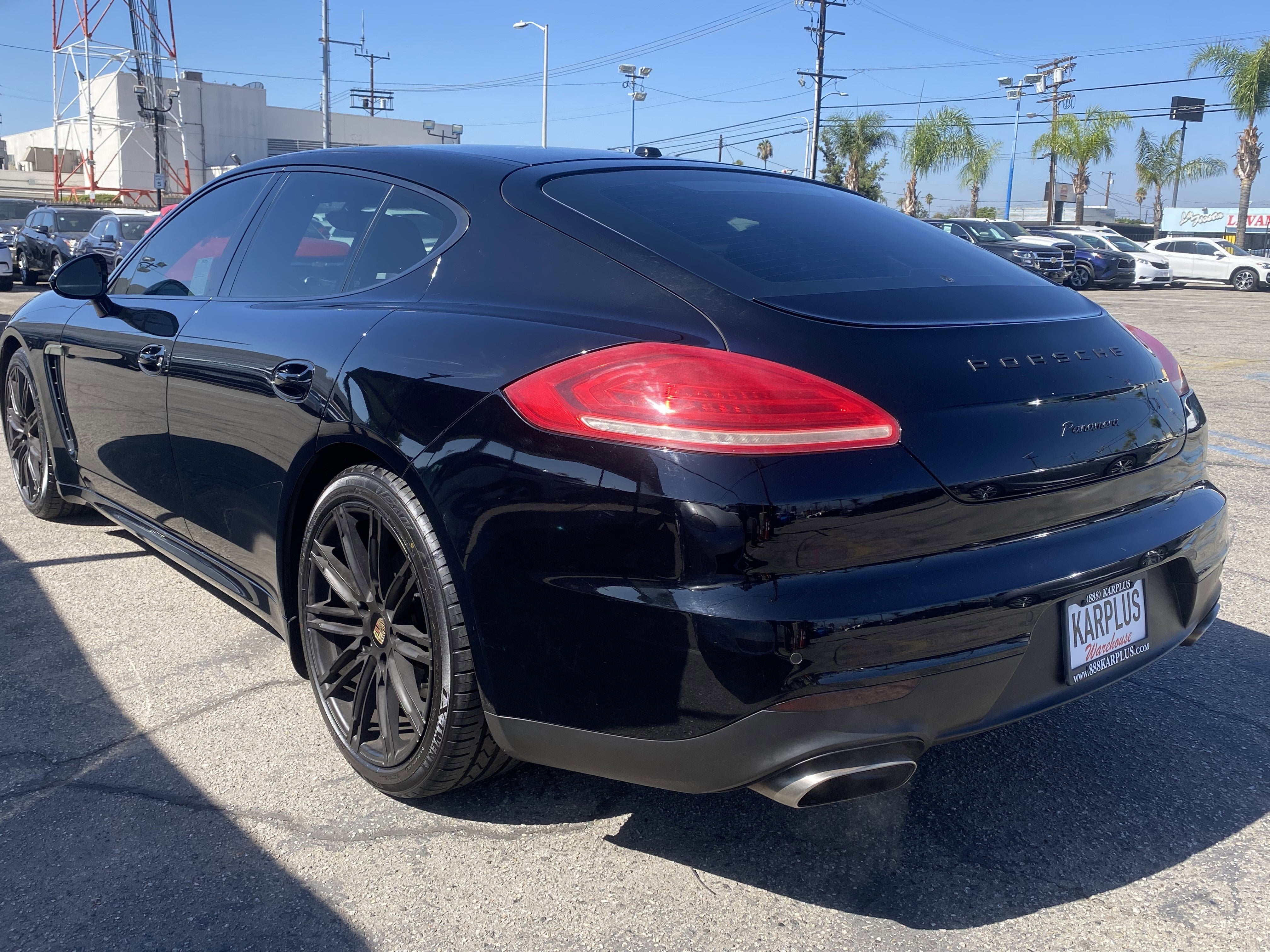 2016 Porsche Panamera Base