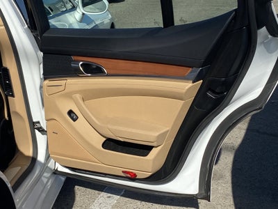 2013 Porsche Panamera Base