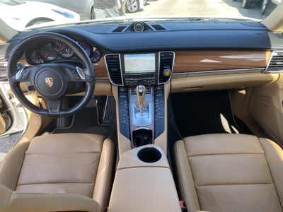 2013 Porsche Panamera Base
