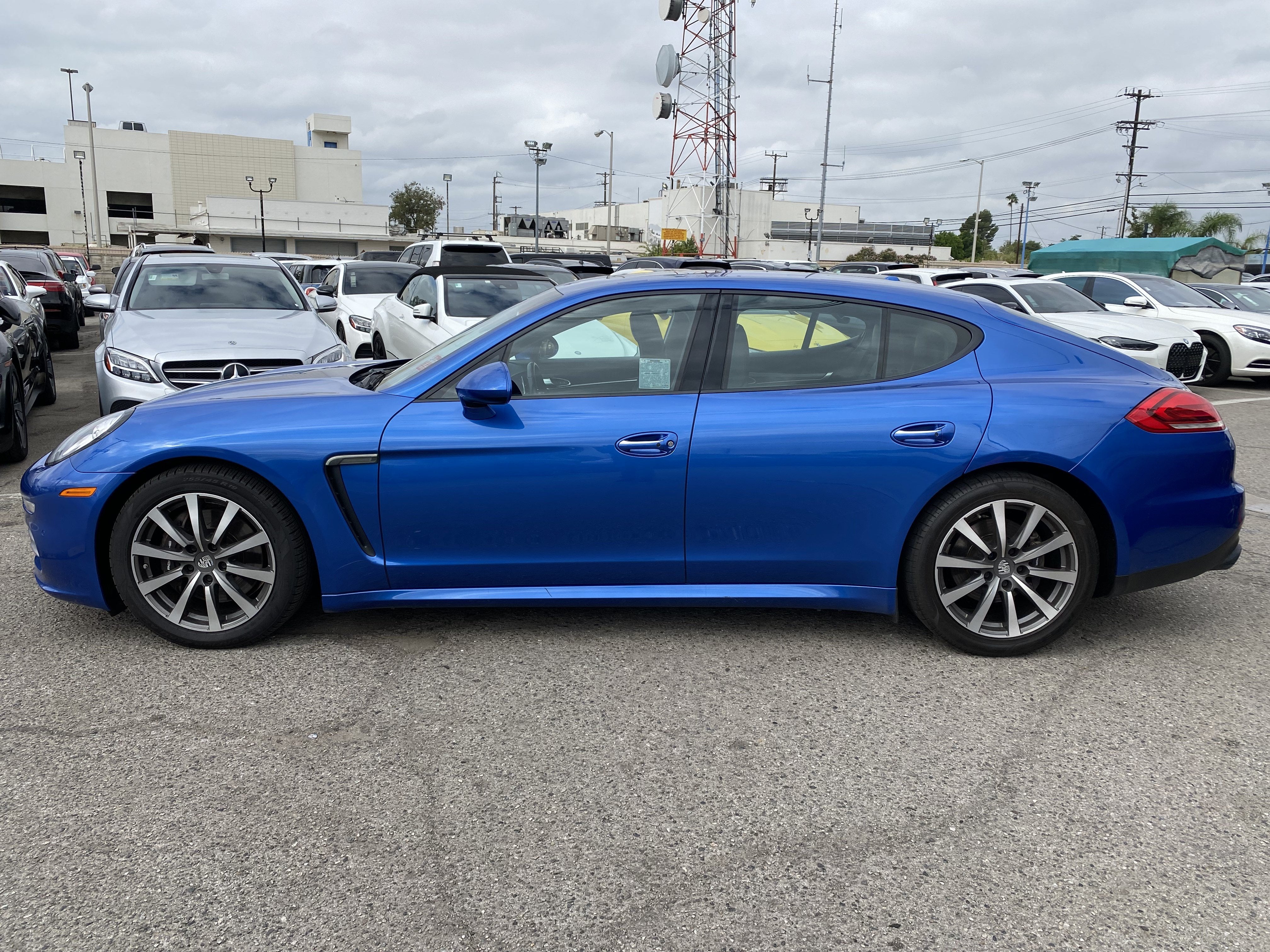 2015 Porsche Panamera 4DR HB 4