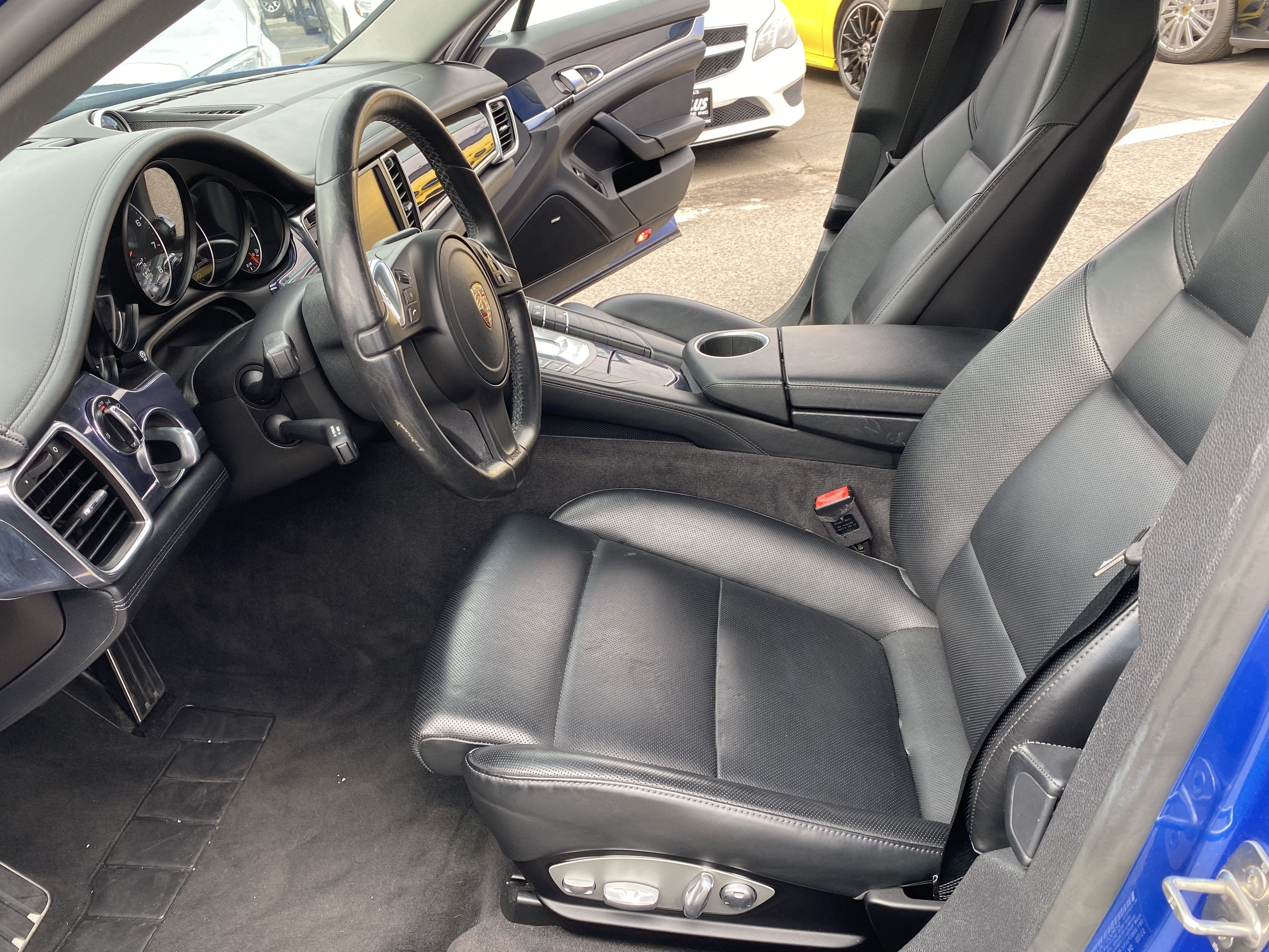 2015 Porsche Panamera 4DR HB 4
