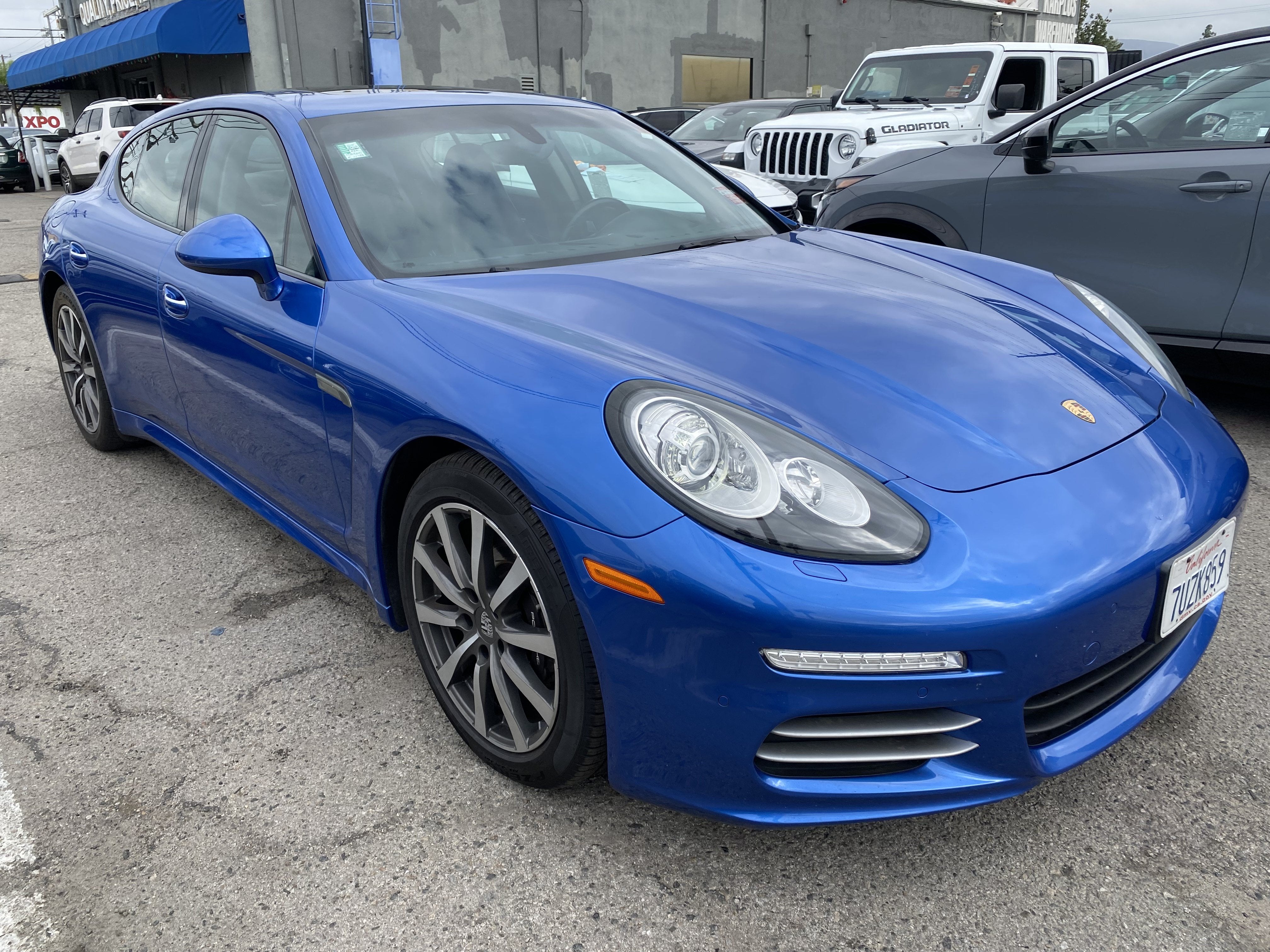 2015 Porsche Panamera 4DR HB 4