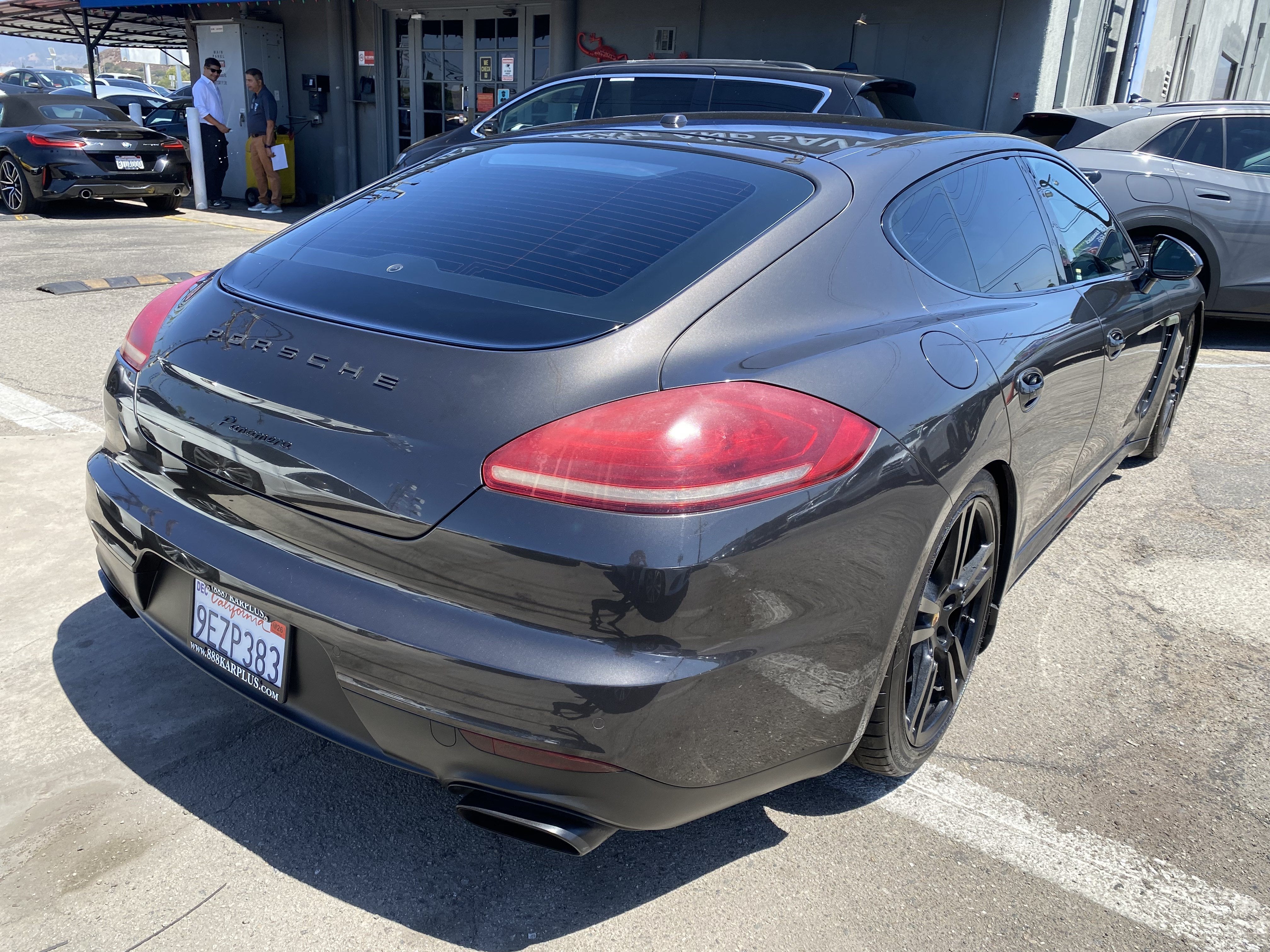 2016 Porsche Panamera Edition