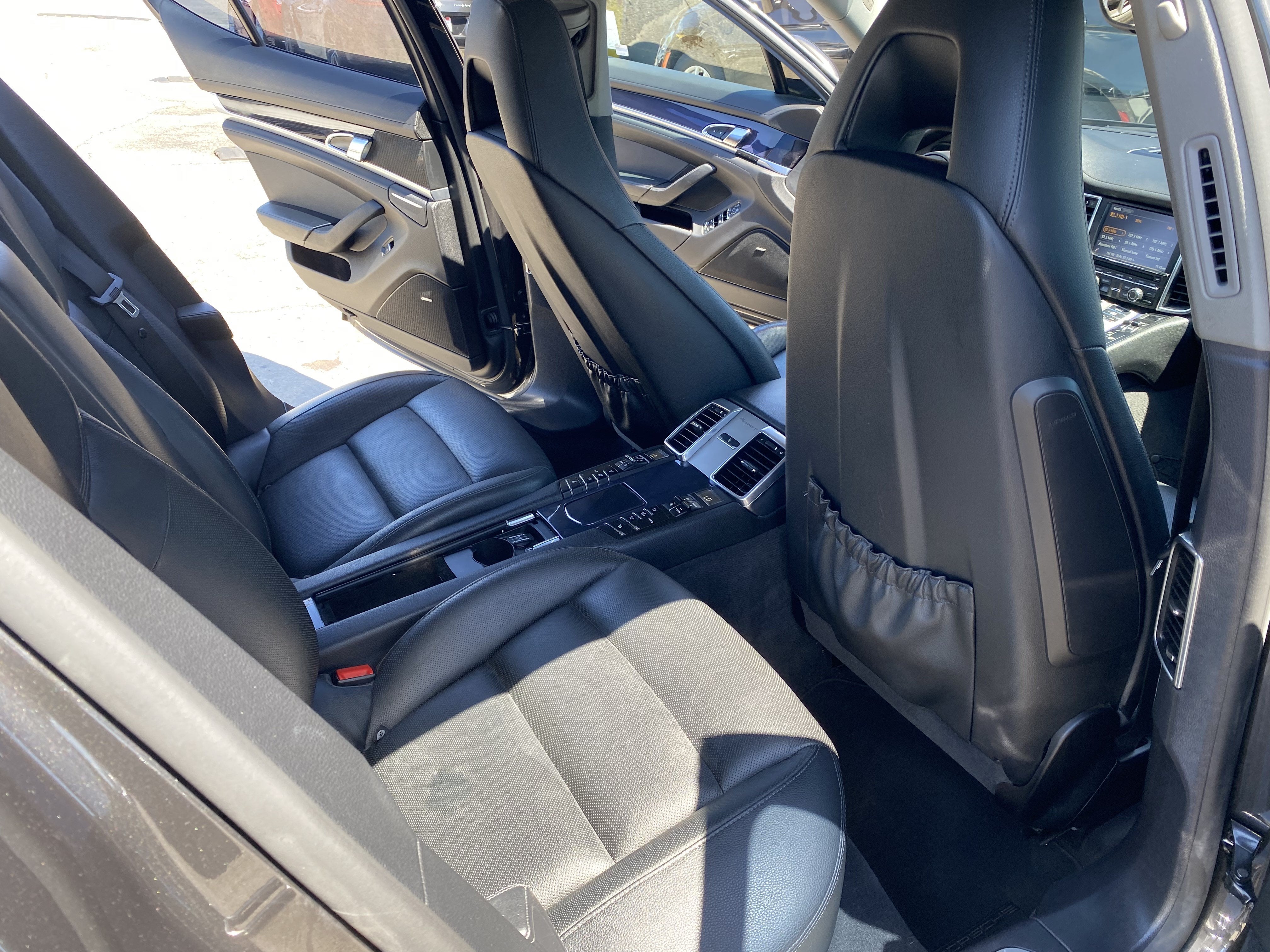 2016 Porsche Panamera Edition