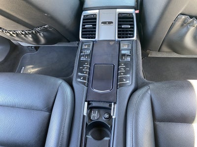2016 Porsche Panamera Edition
