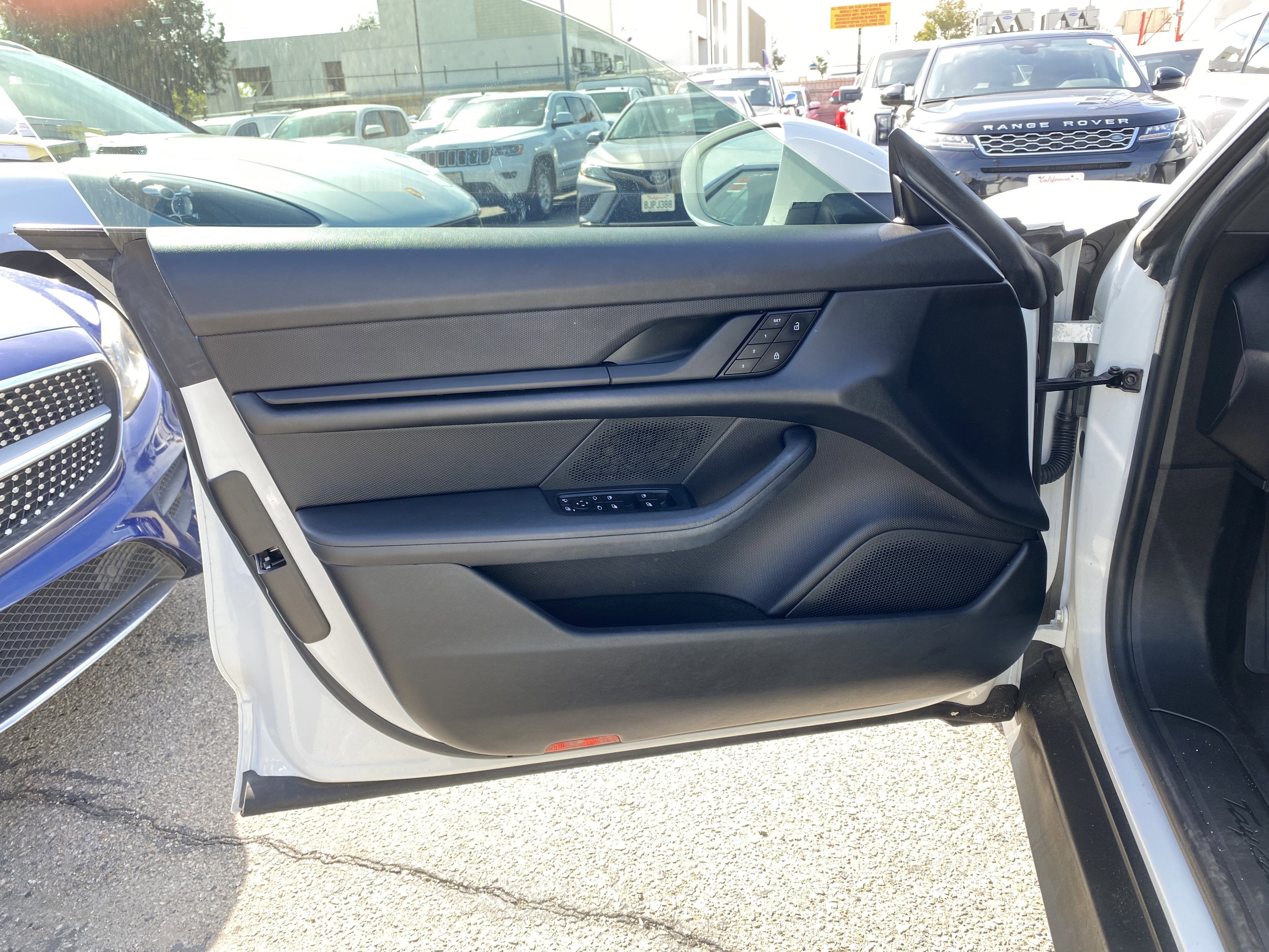 2022 Porsche Taycan RWD