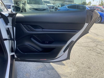 2022 Porsche Taycan RWD