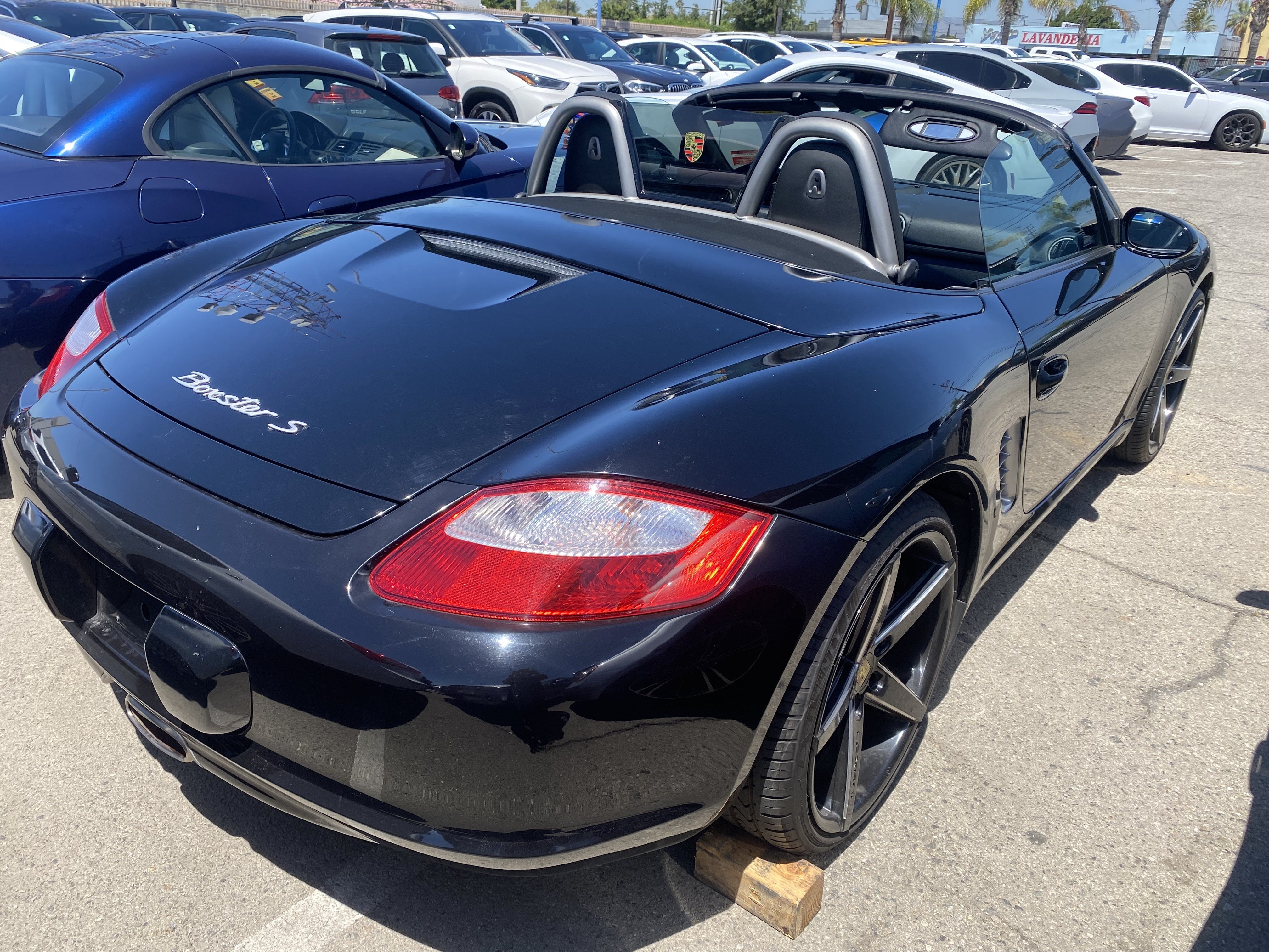 2005 Porsche Boxster 2dr Roadster
