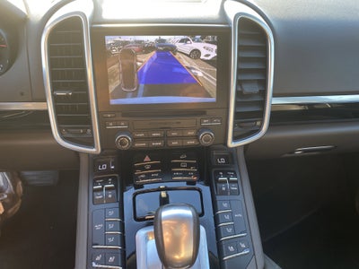 2017 Porsche Cayenne Platinum Edition