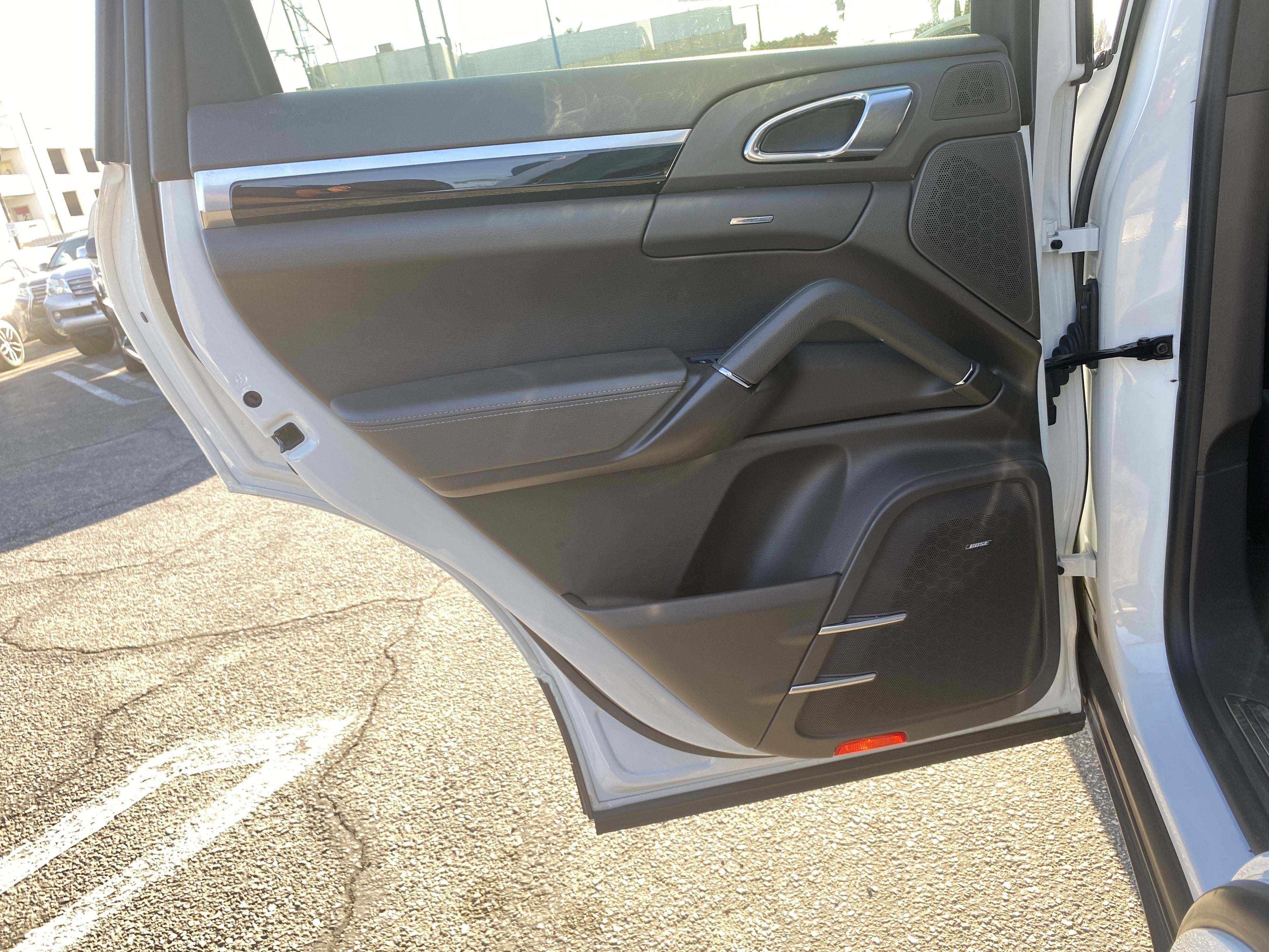 2017 Porsche Cayenne Platinum Edition