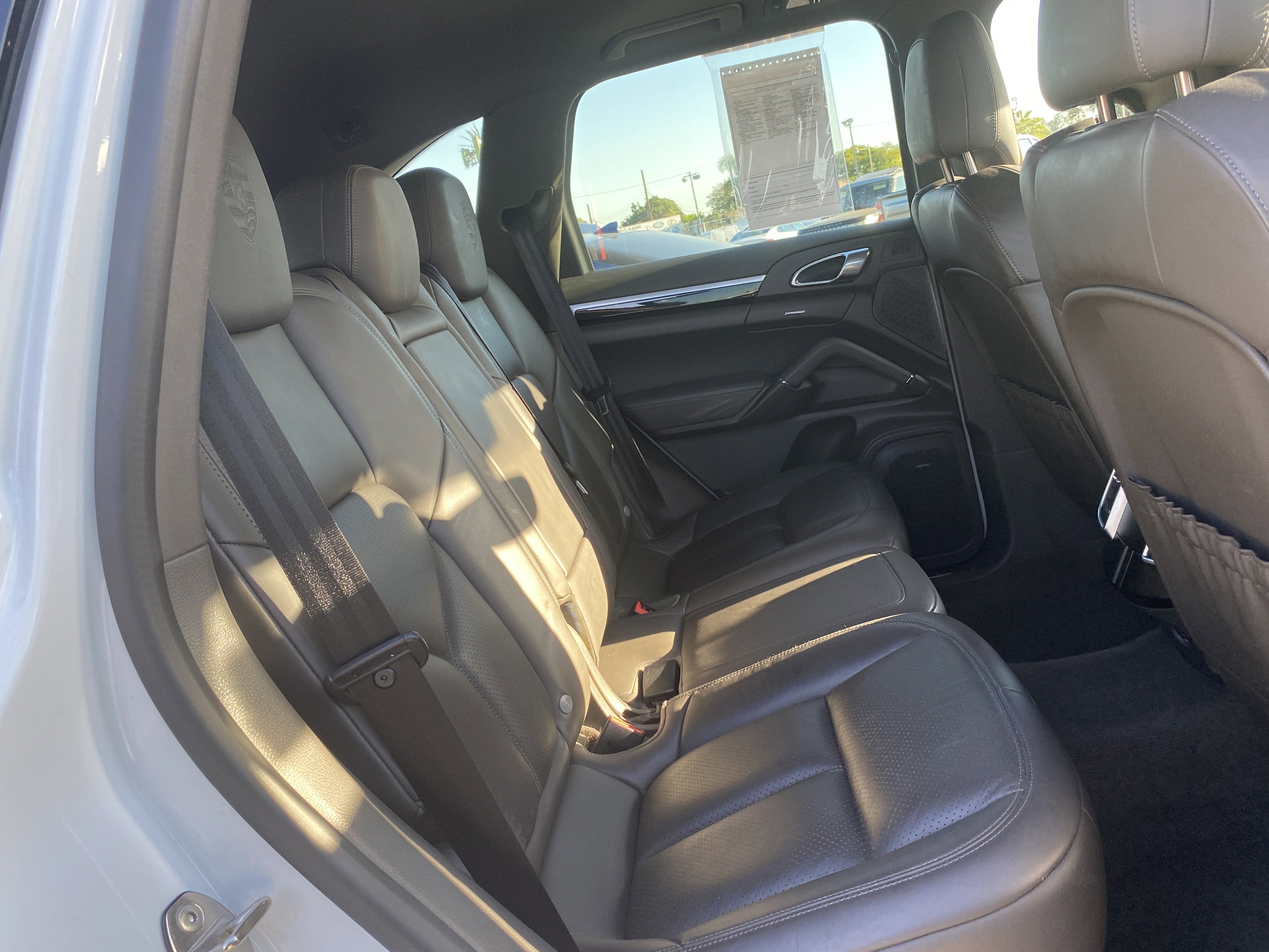 2017 Porsche Cayenne Platinum Edition