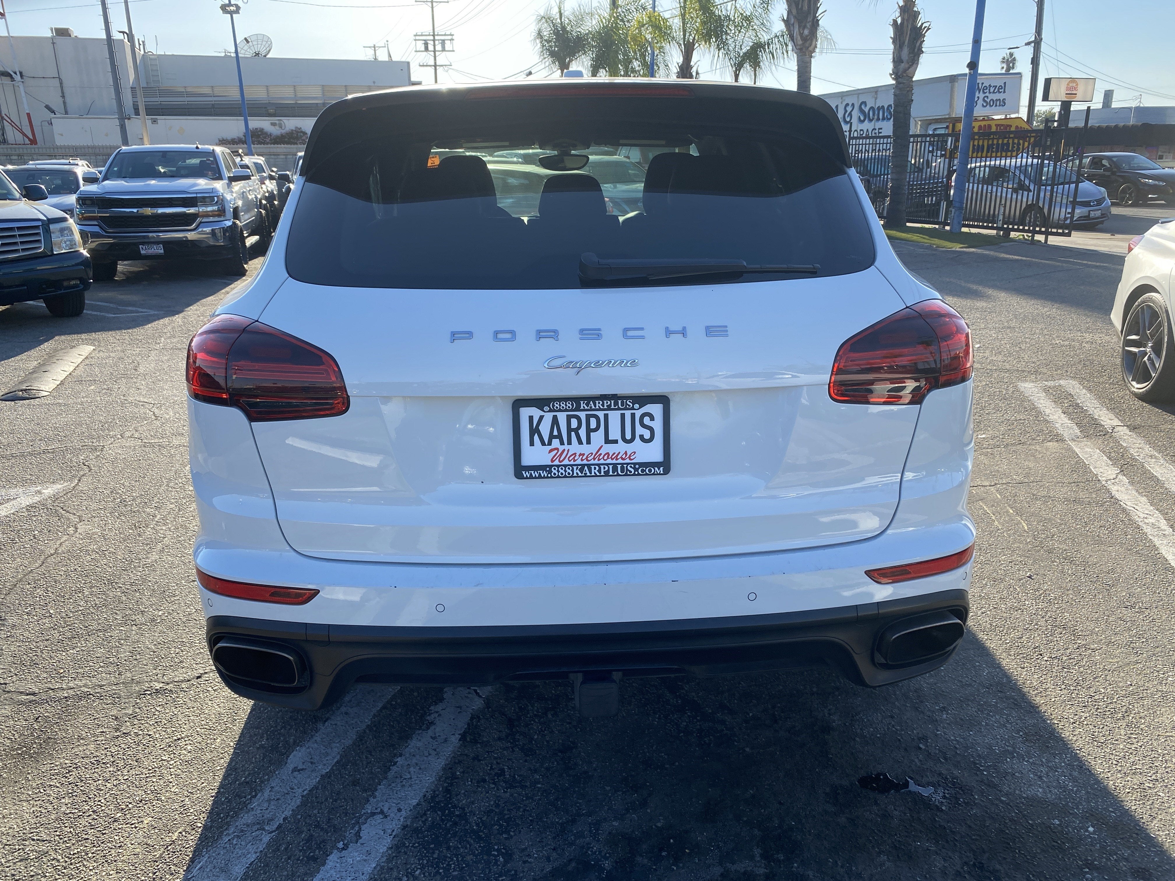 2017 Porsche Cayenne Platinum Edition