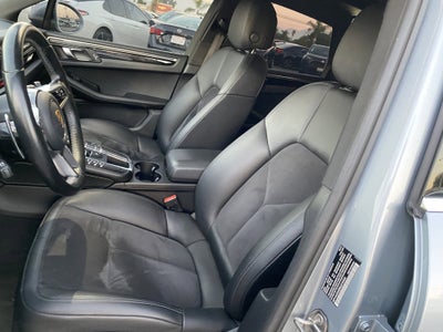 2021 Porsche Macan AWD