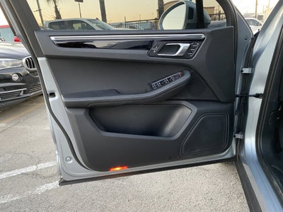 2021 Porsche Macan AWD