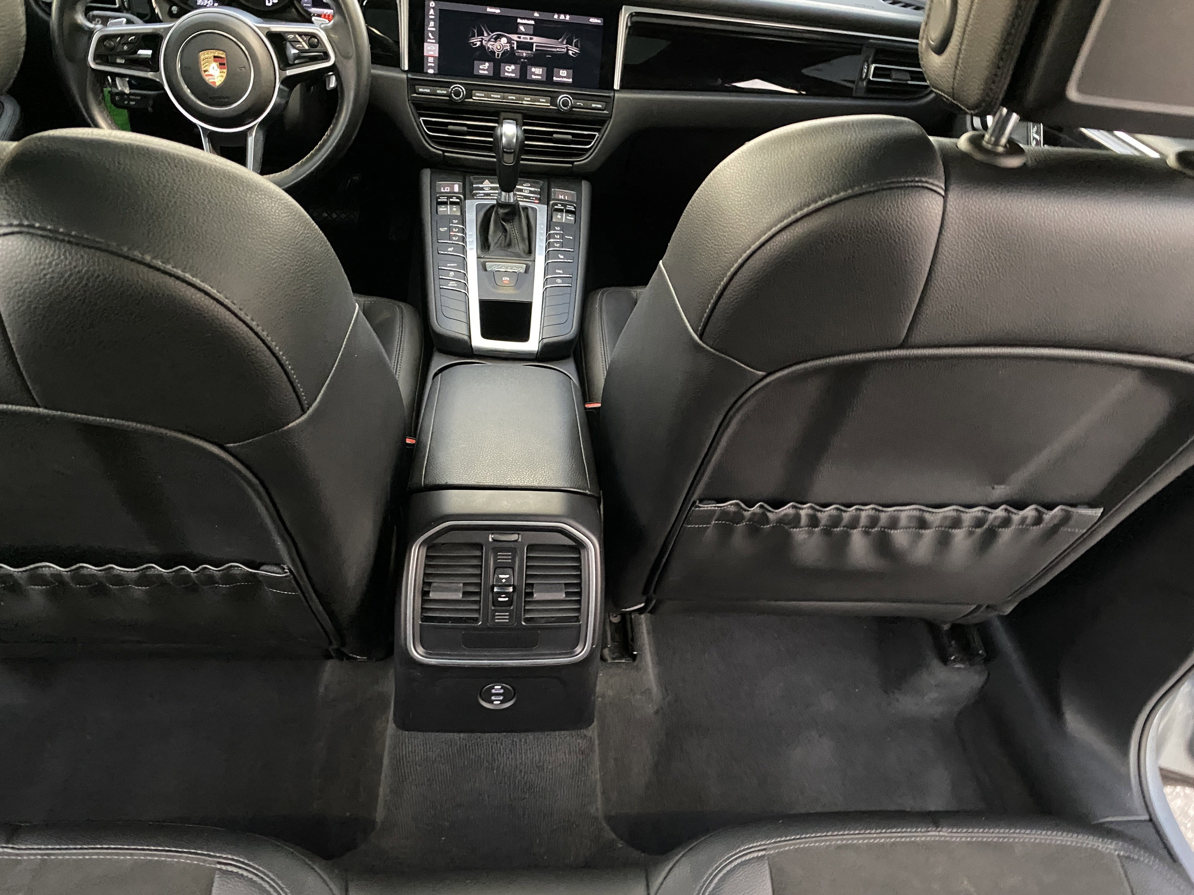 2021 Porsche Macan AWD