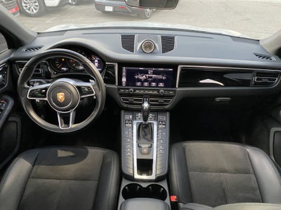 2021 Porsche Macan AWD
