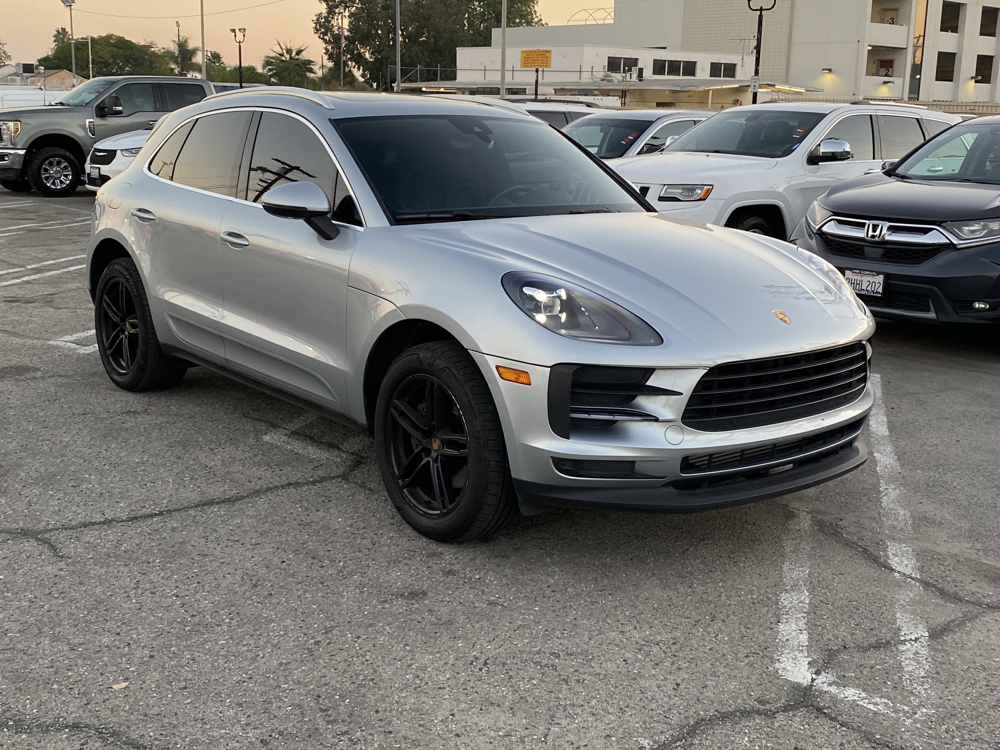 2021 Porsche Macan AWD