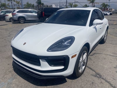 2022 Porsche Macan AWD