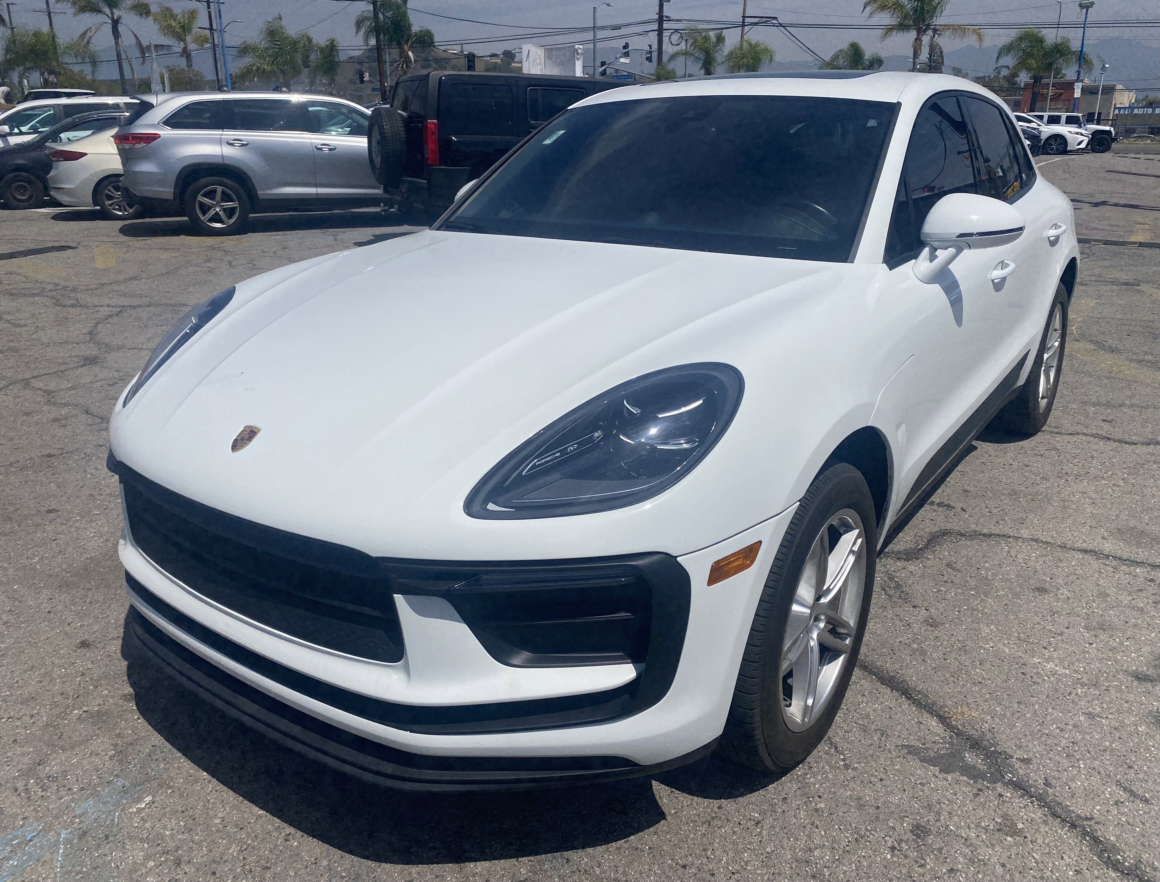 2022 Porsche Macan AWD