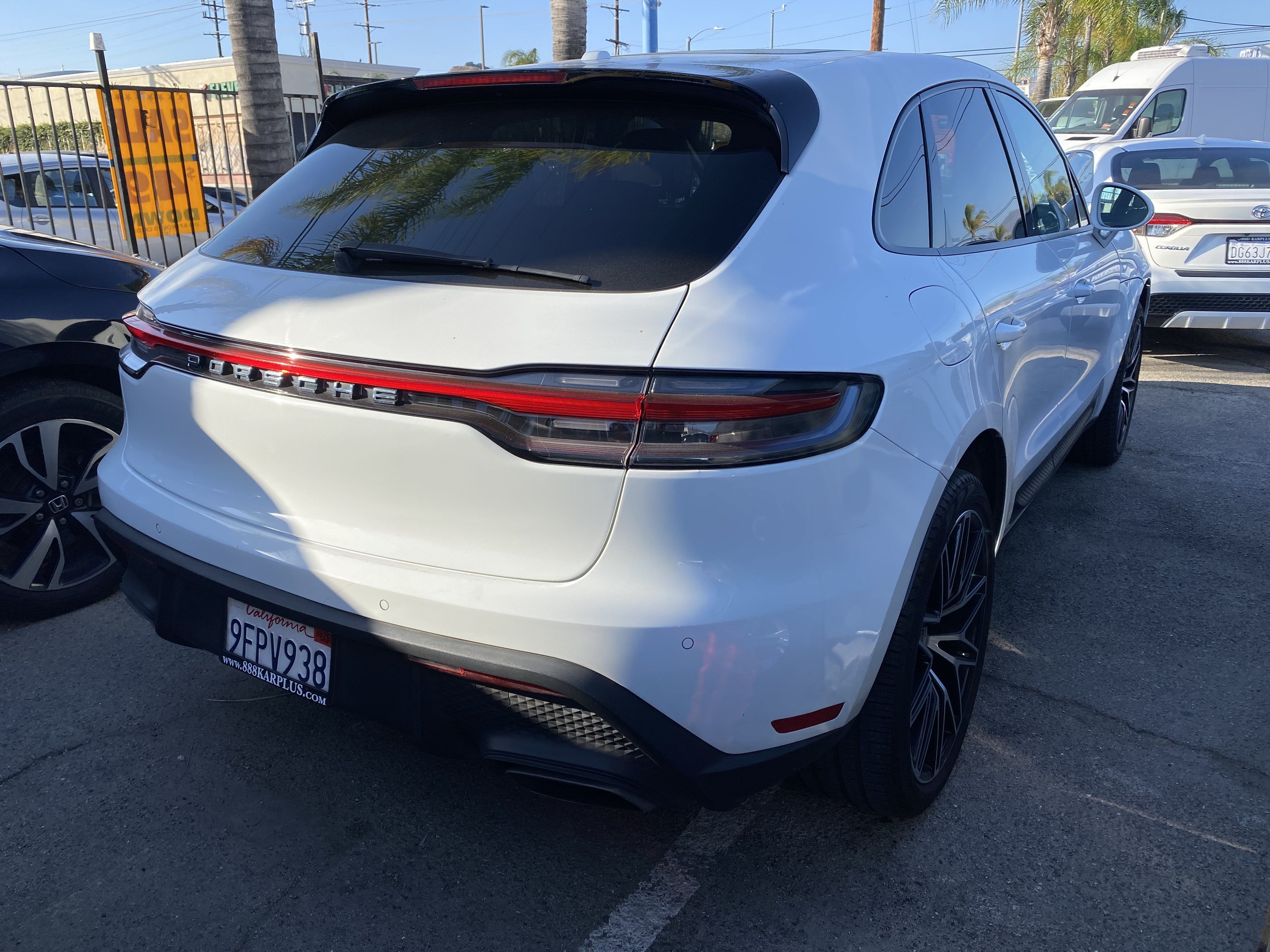 2023 Porsche Macan Base