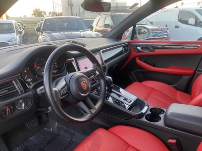 2023 Porsche Macan Base