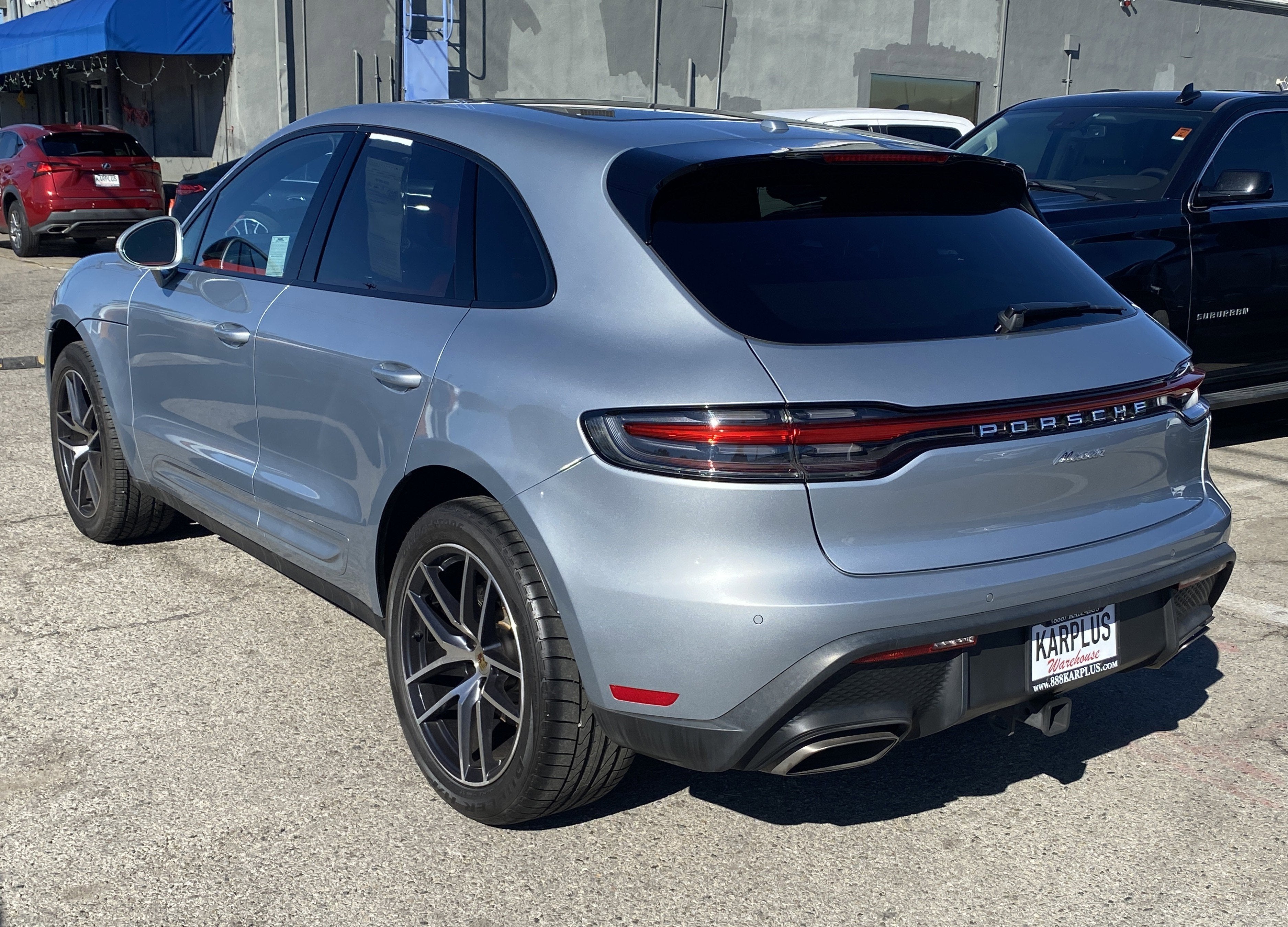 2023 Porsche Macan Base