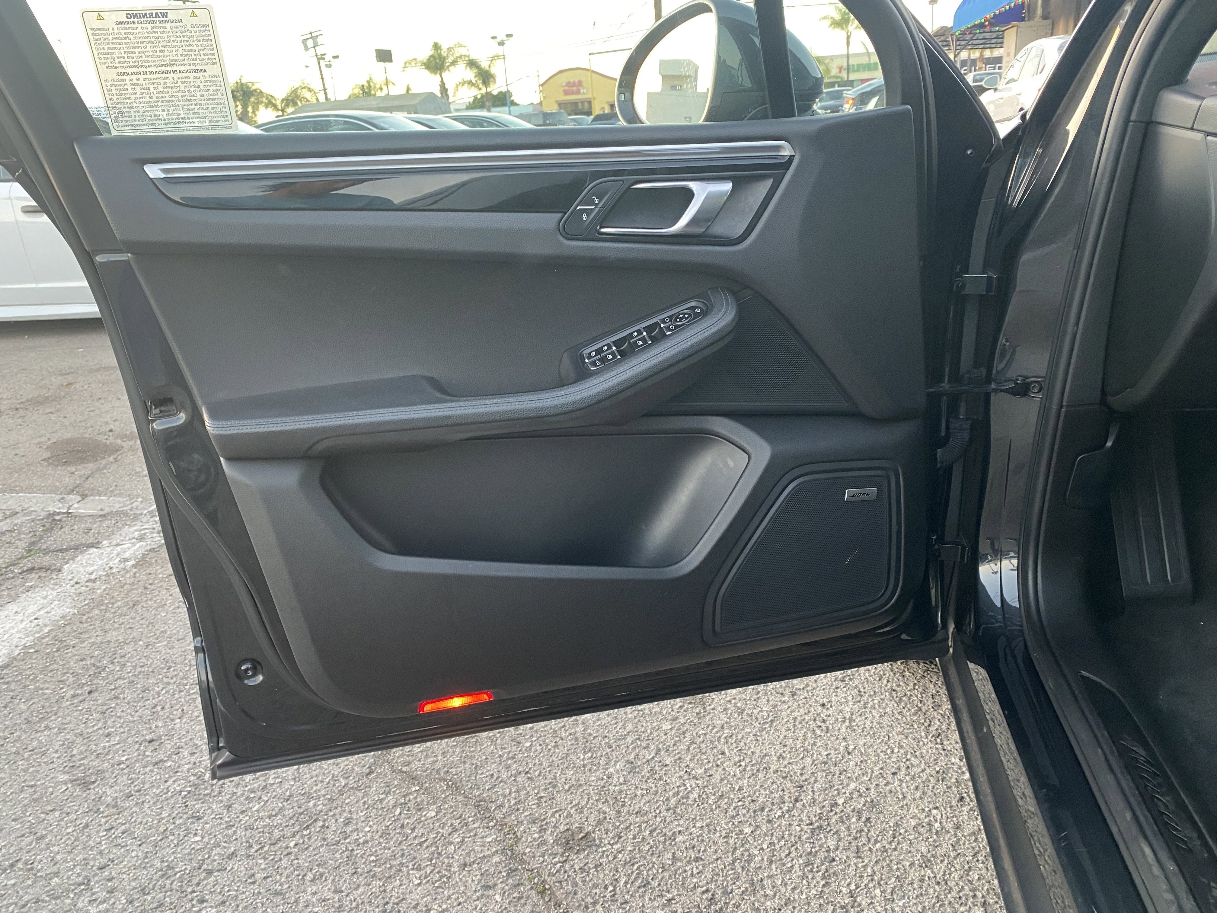 2018 Porsche Macan Base