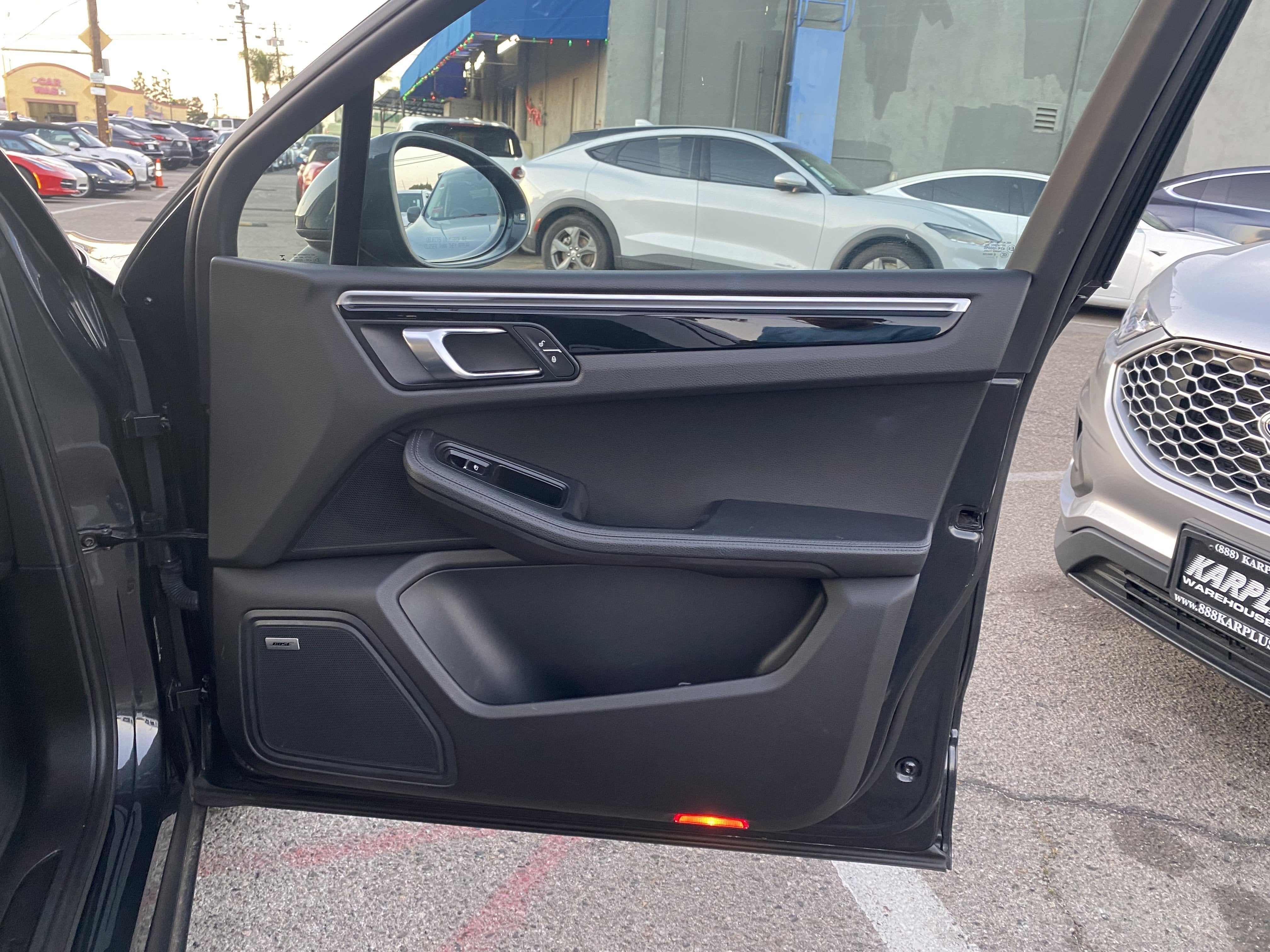 2018 Porsche Macan Base