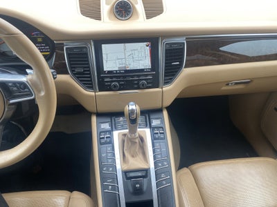 2015 Porsche Macan S