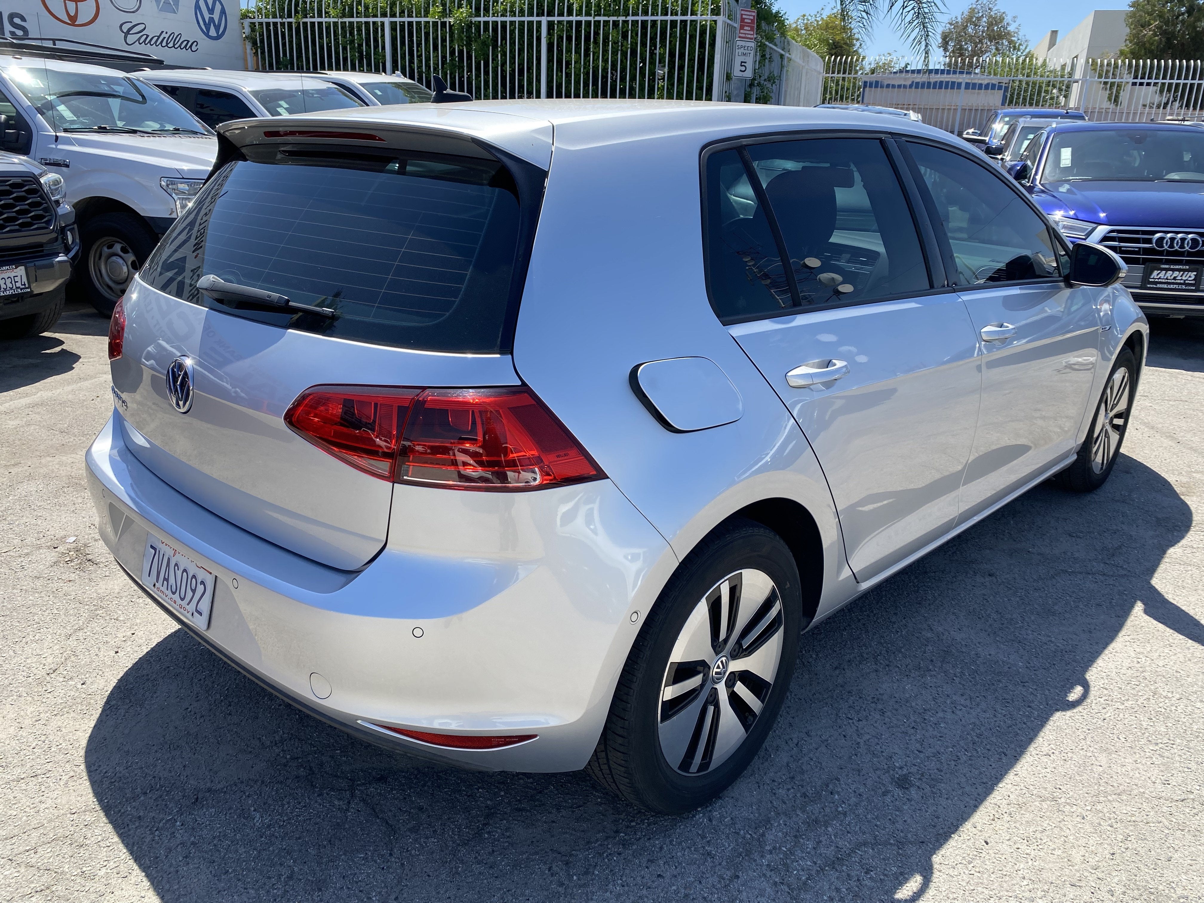 2016 Volkswagen e-Golf 4DR HB SEL PREMIUM