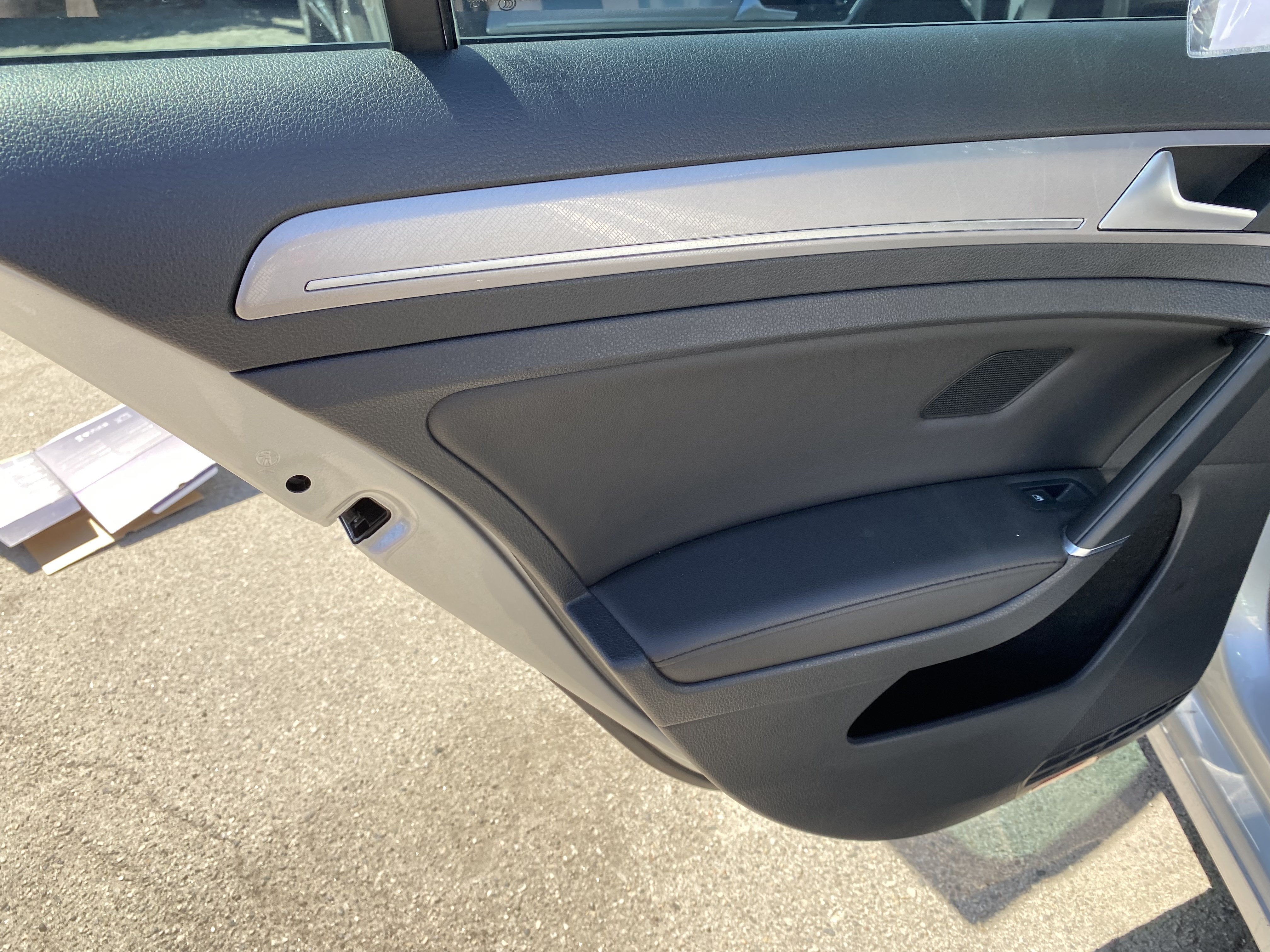 2016 Volkswagen e-Golf 4DR HB SEL PREMIUM