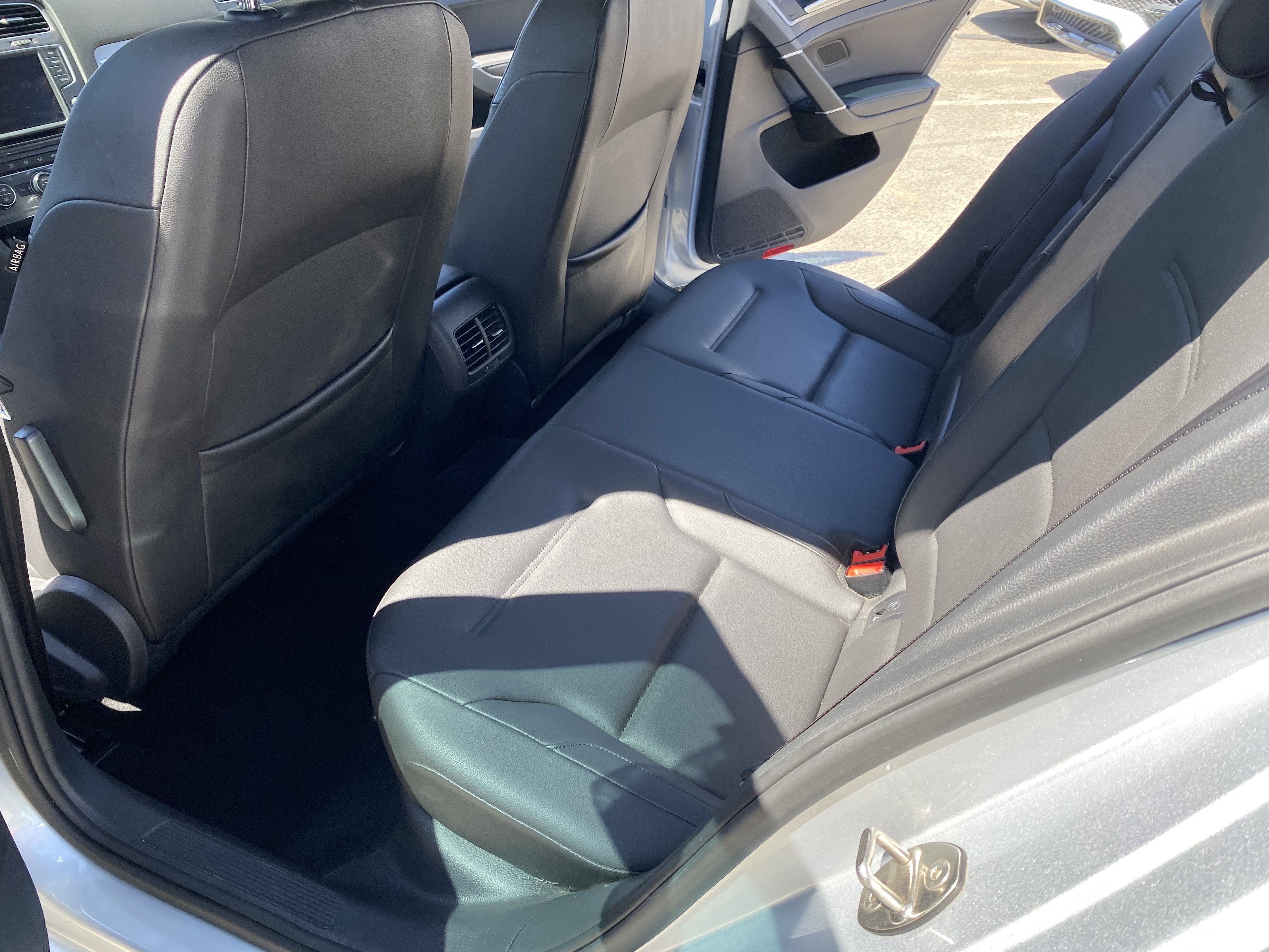 2016 Volkswagen e-Golf 4DR HB SEL PREMIUM