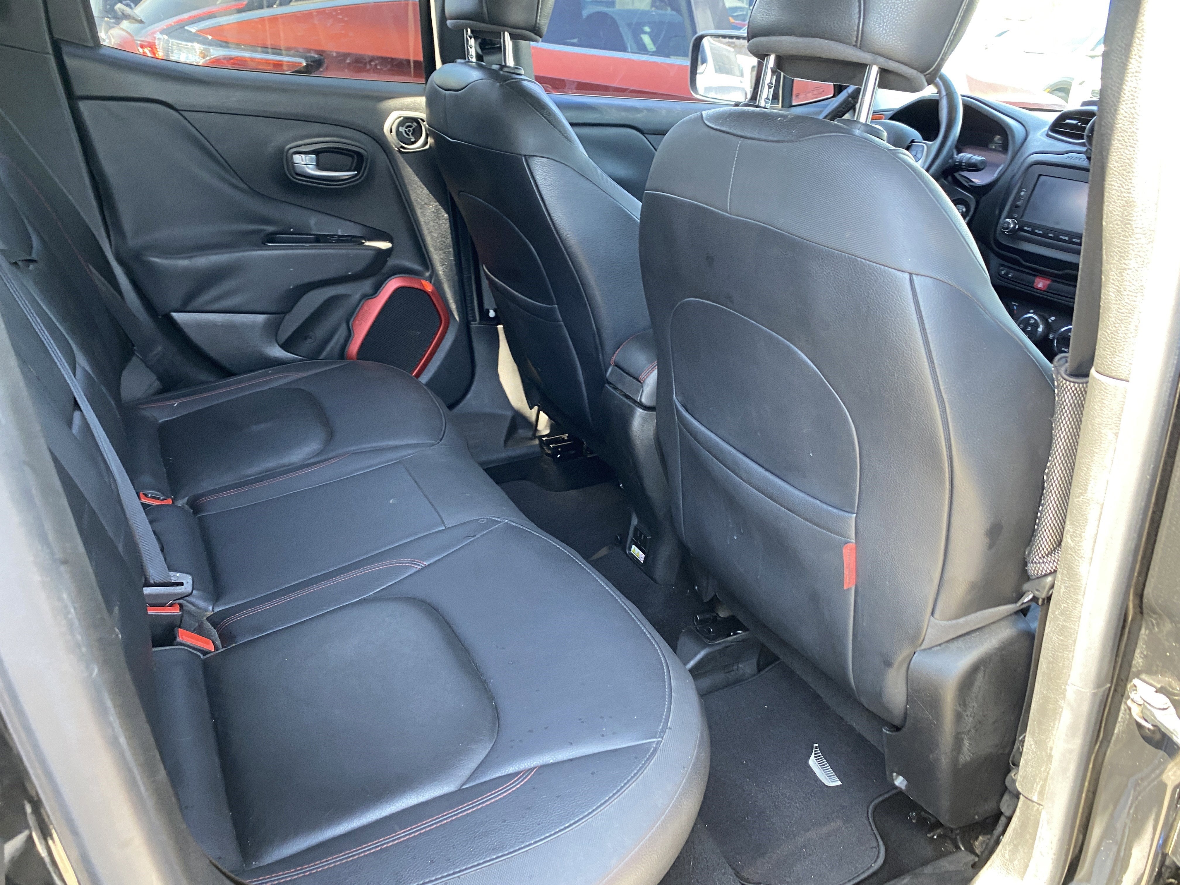 2015 Jeep Renegade Trailhawk