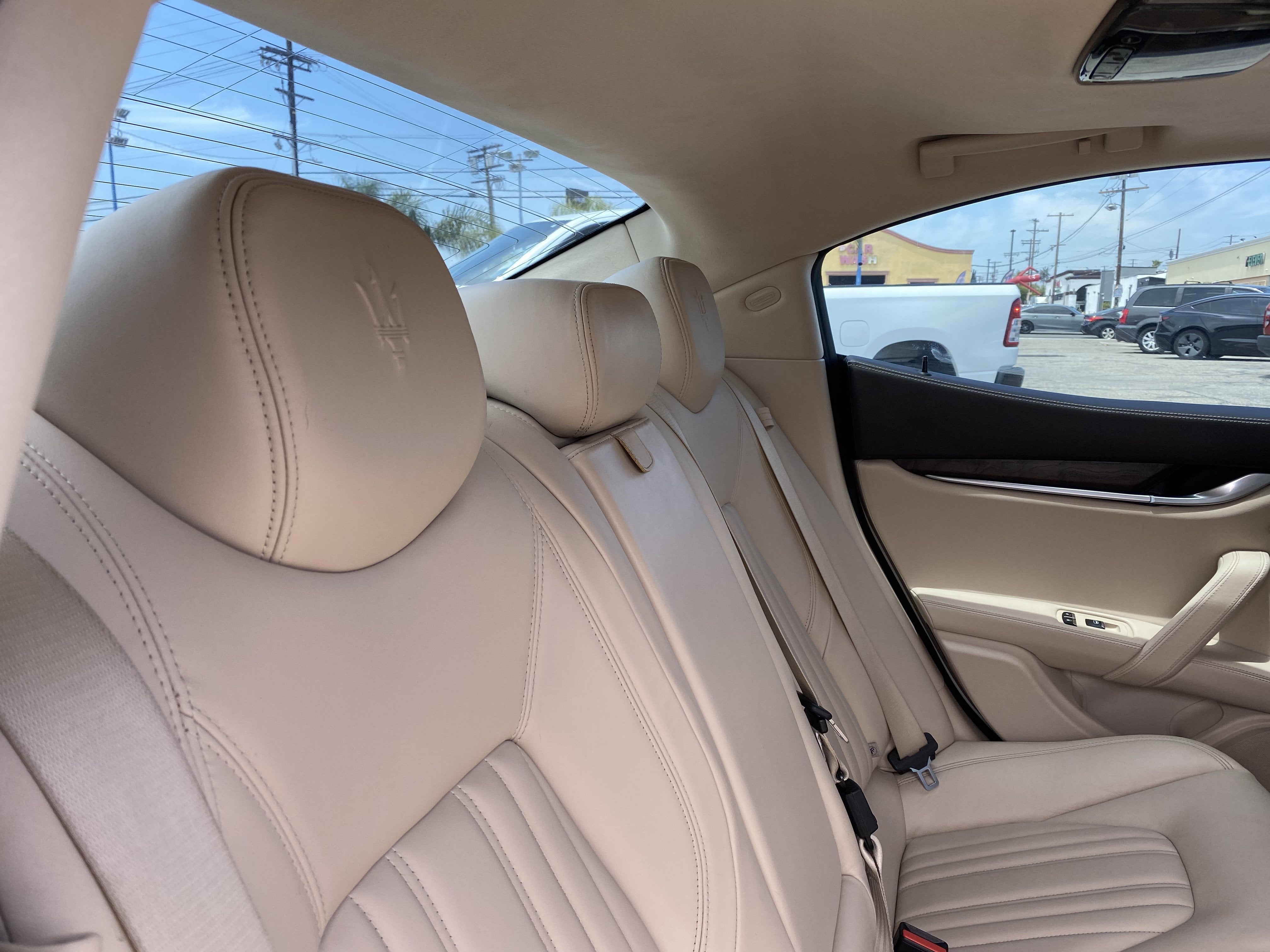 2016 Maserati Ghibli 4dr Sdn