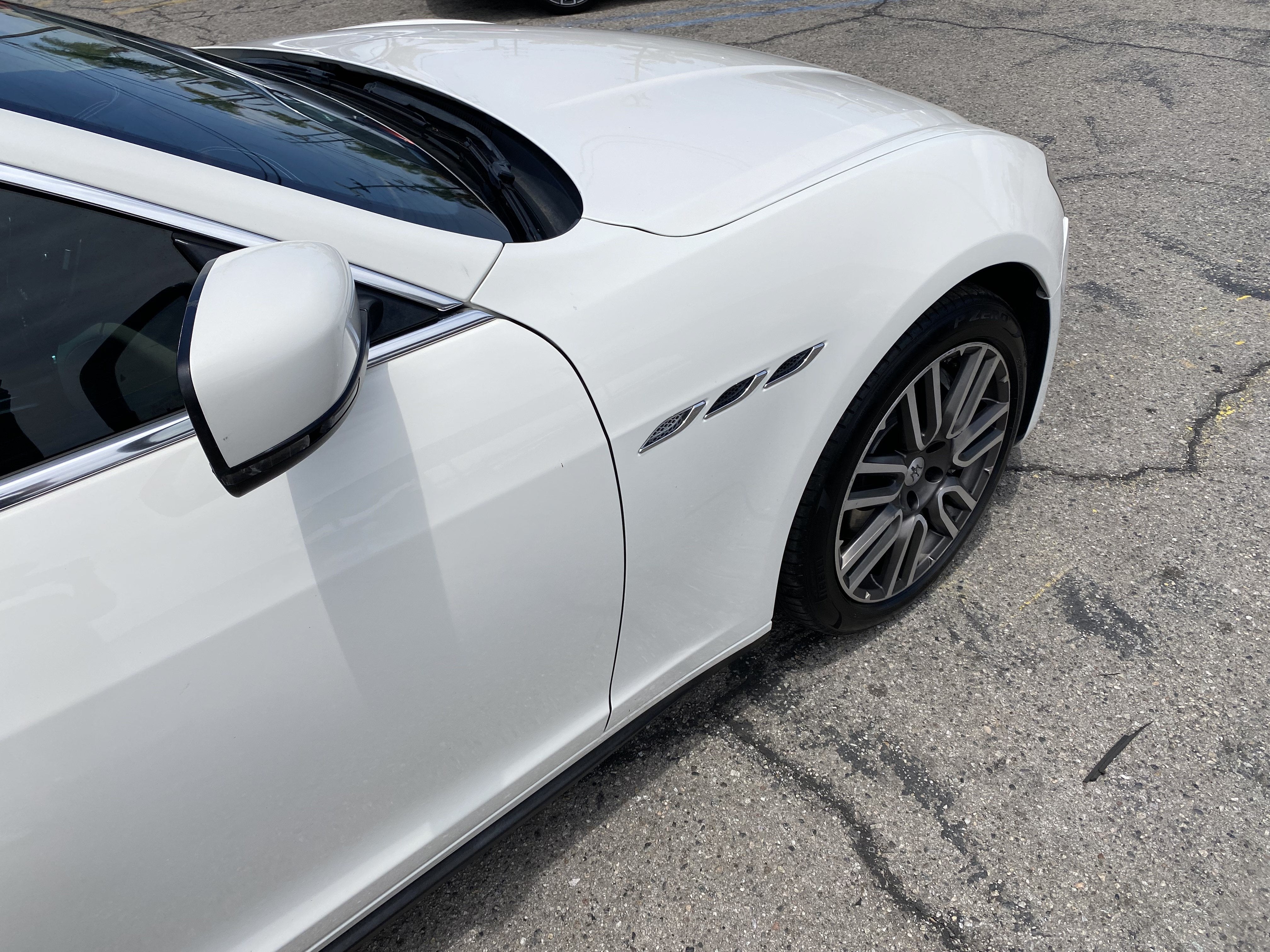 2016 Maserati Ghibli 4dr Sdn