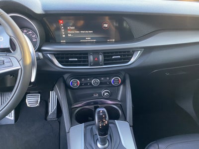 2018 Alfa Romeo Stelvio Sport