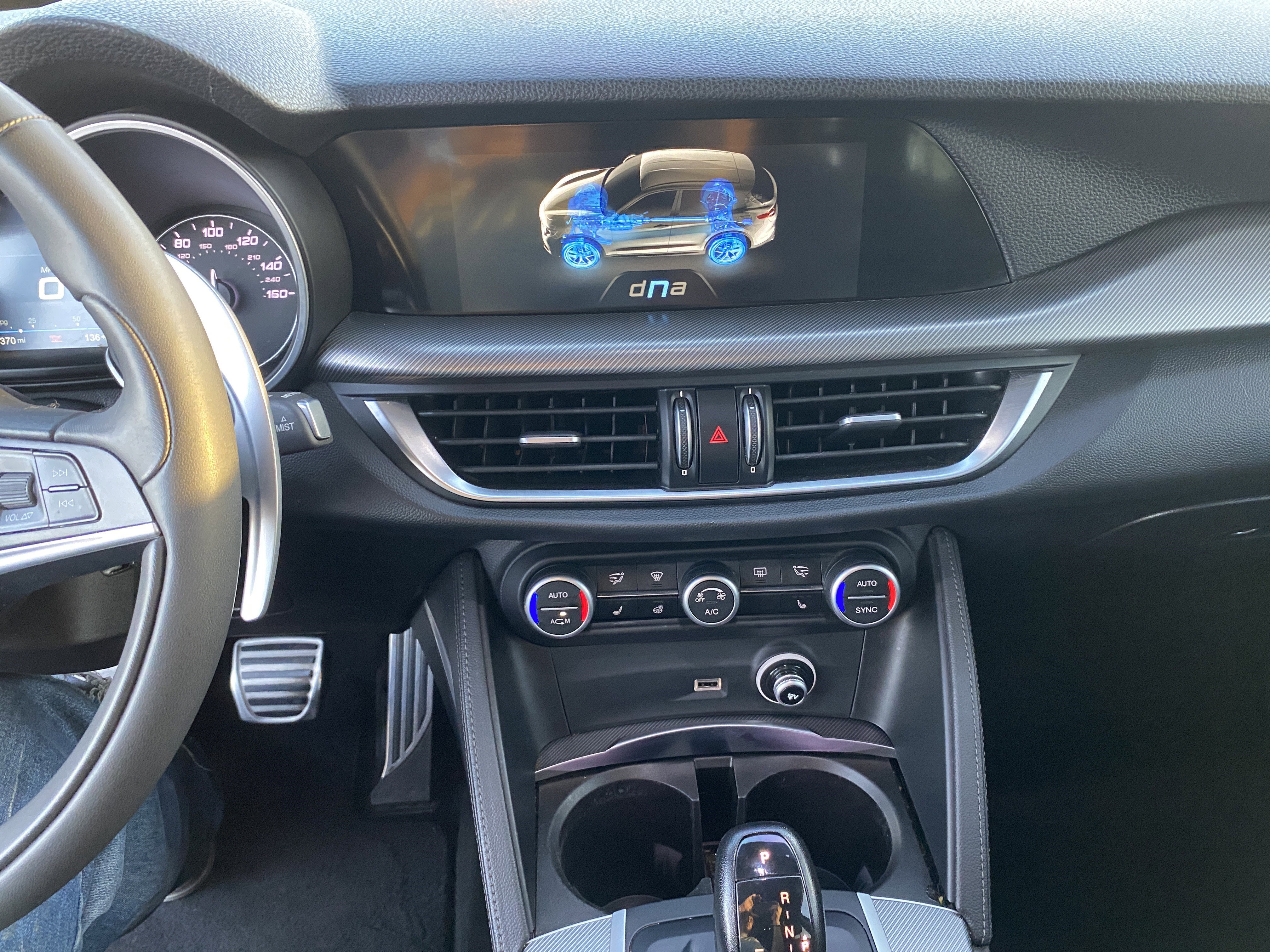 2018 Alfa Romeo Stelvio Sport